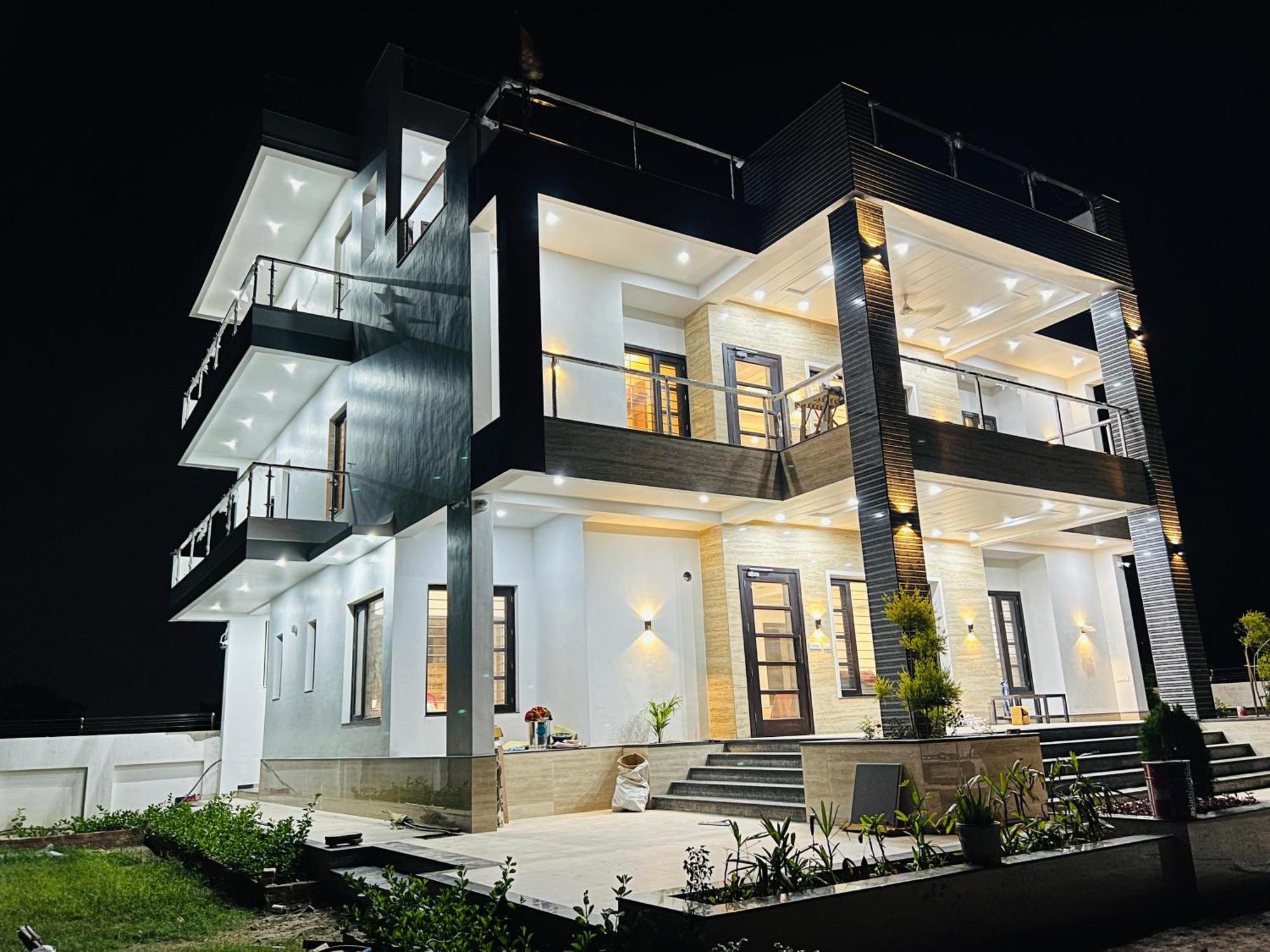 Vaidehi Resort Ayodhya