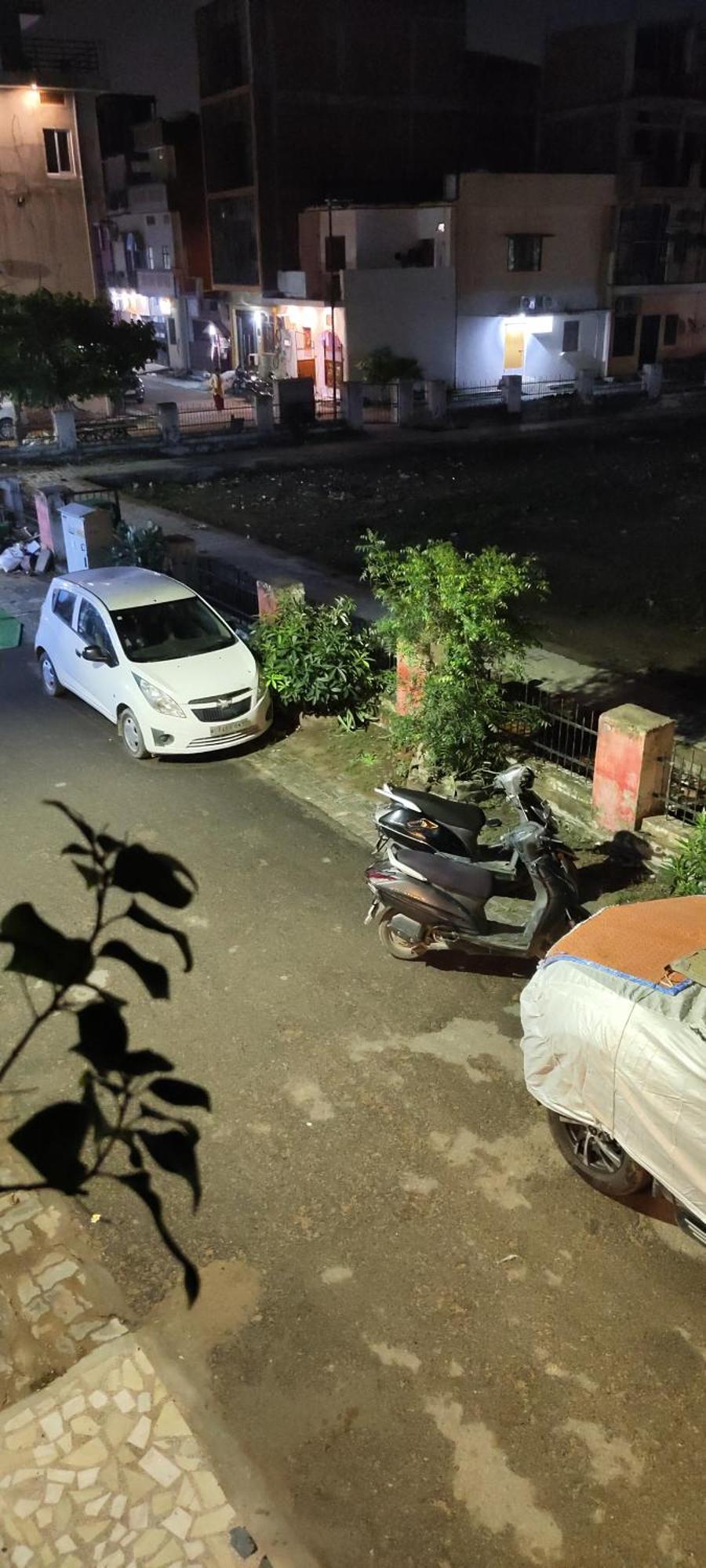 Raju 150 Meters From Shree Ram Janmbhoomi Temple 200 Meters From Dham Railway Station Homestay Ayodhya