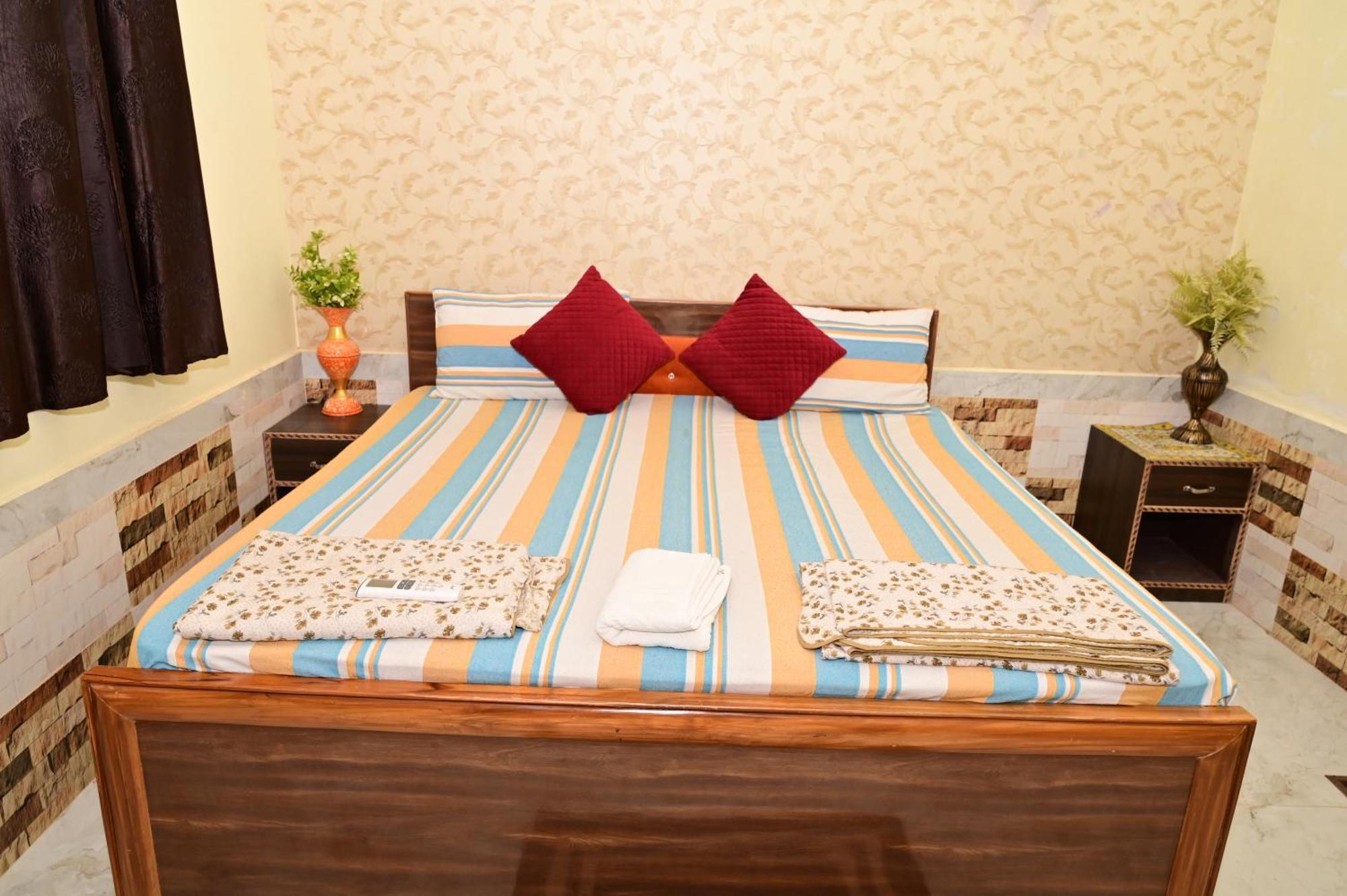 Guest house Darshanam