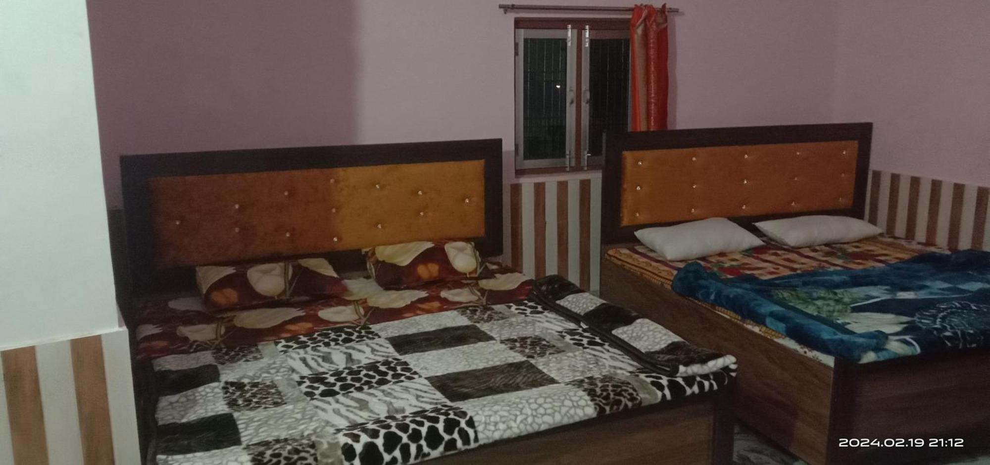 Tulsi Satsang Bhawan * Ayodhya