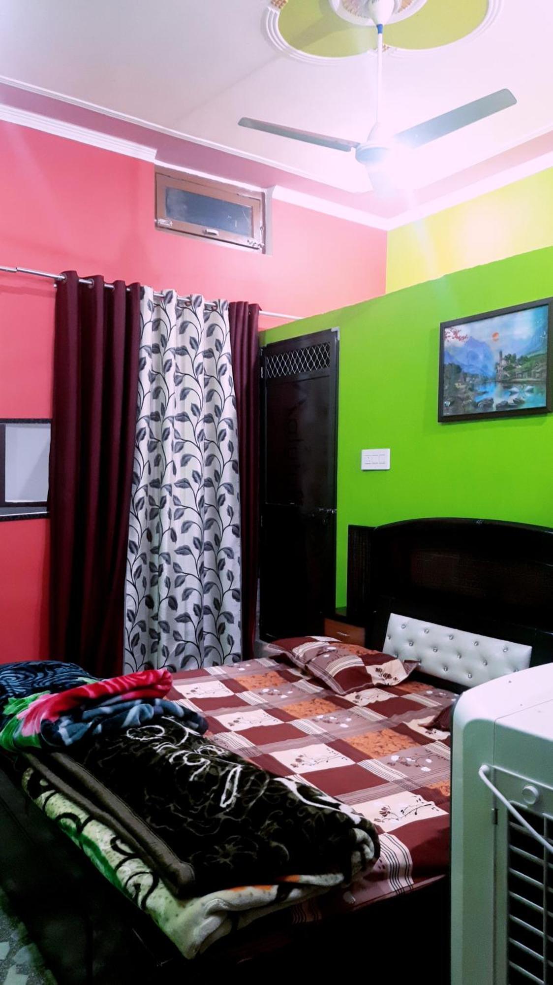 Homestay Shankar & Residency I Near Ram Janm Bhoomi Temple