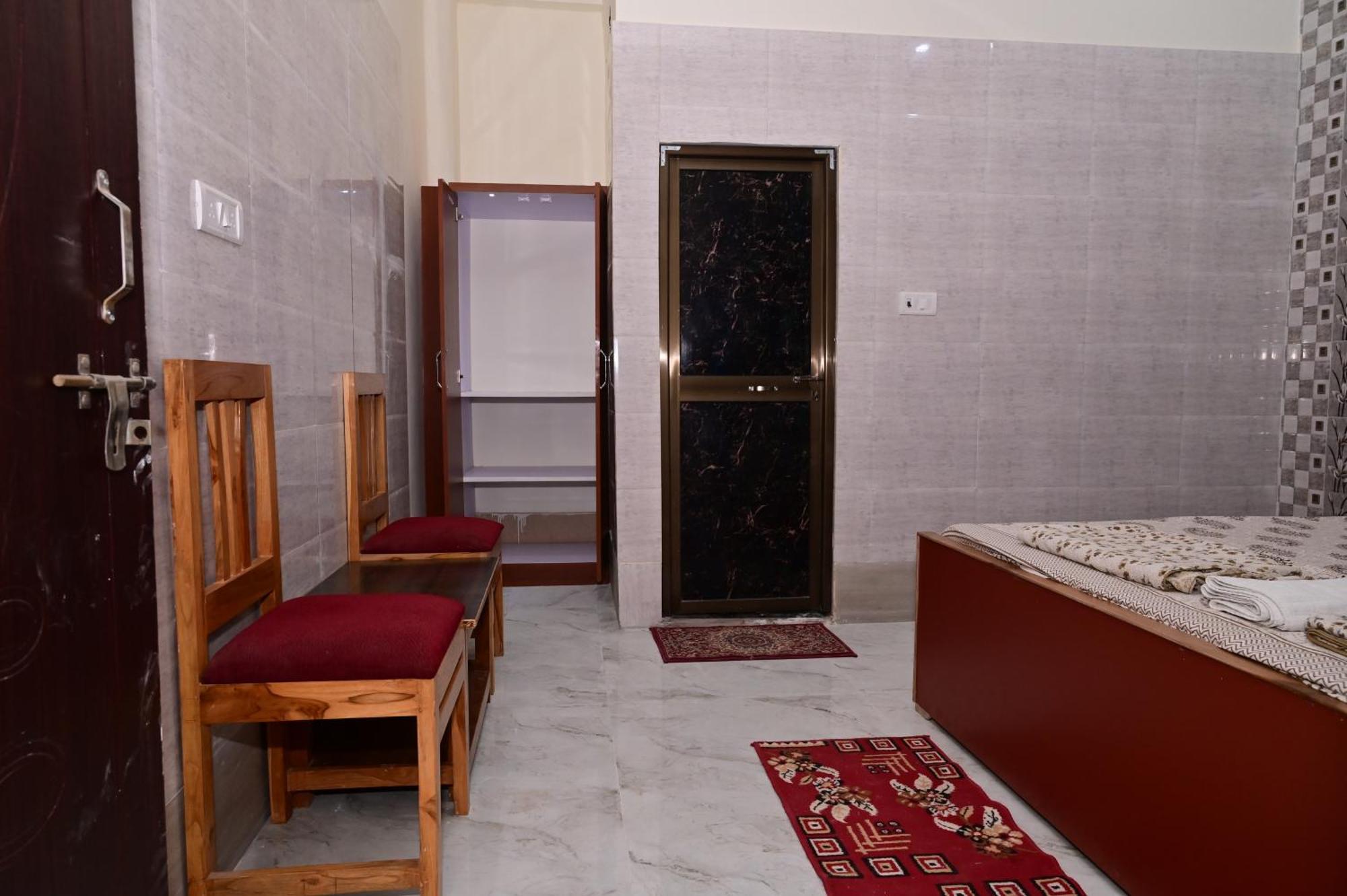 Guest house Darshanam