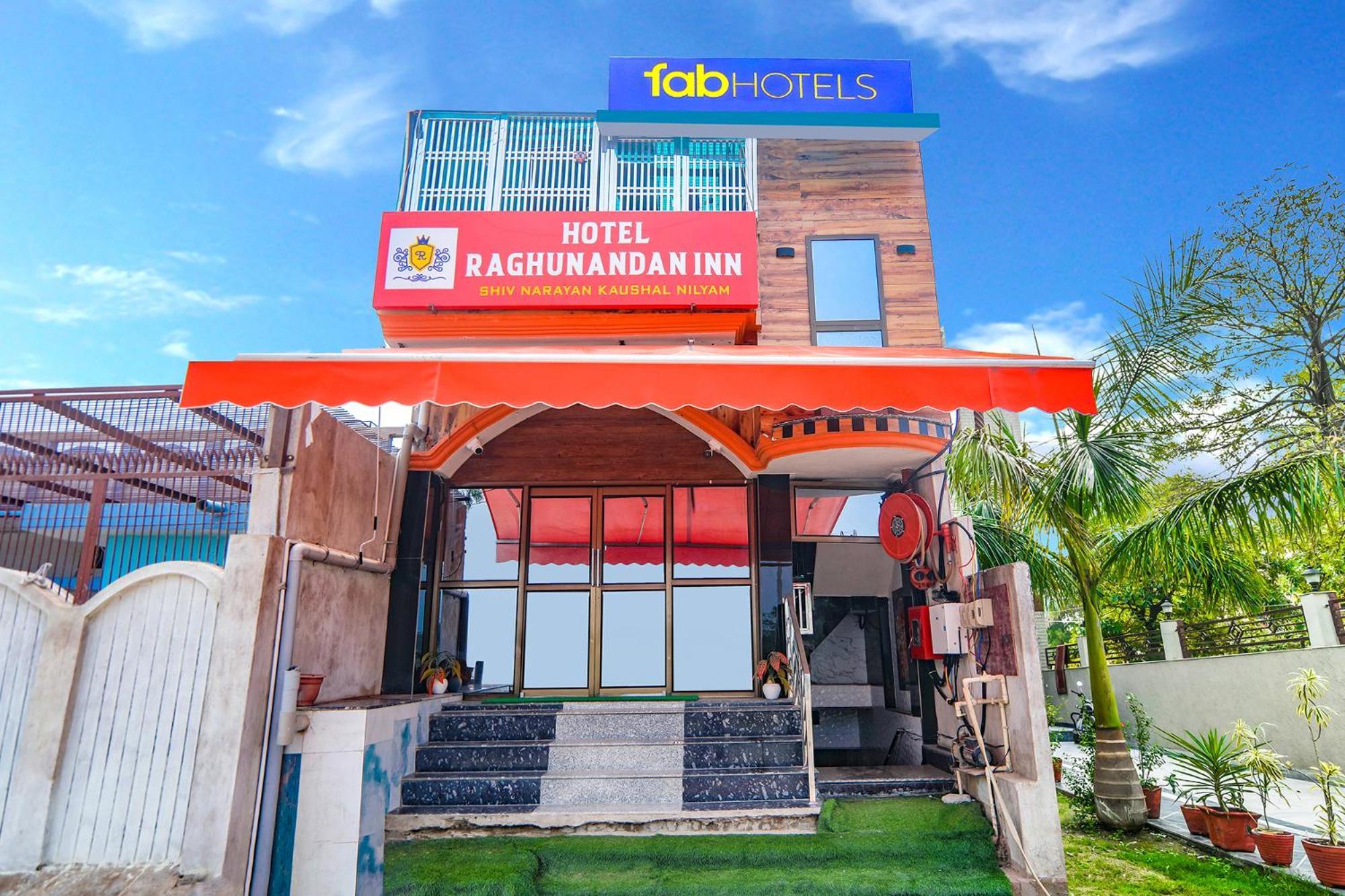 Fabhotel Raghunandan Hotel 4*