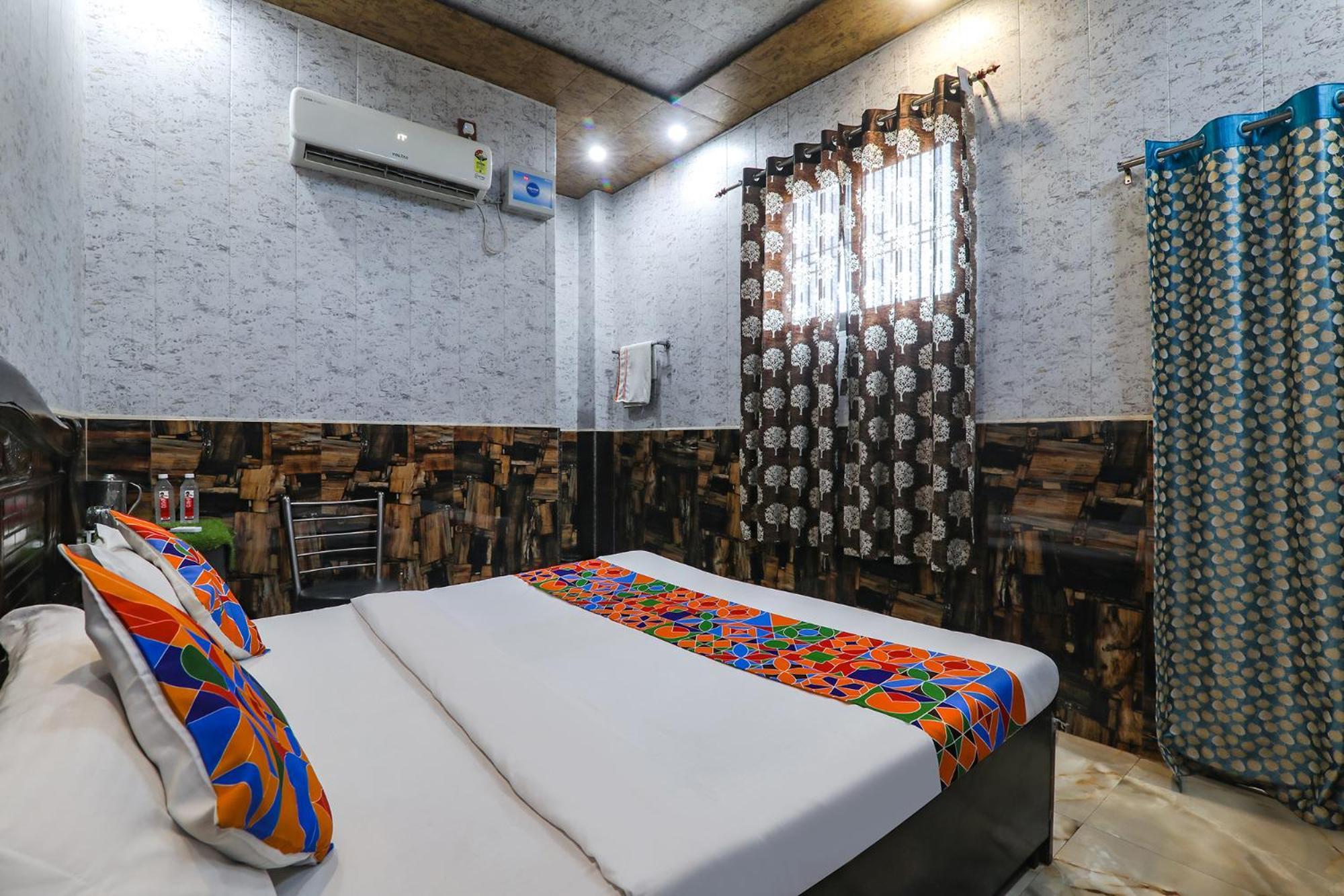 Fabhotel Raghunandan Hotel Ayodhya
