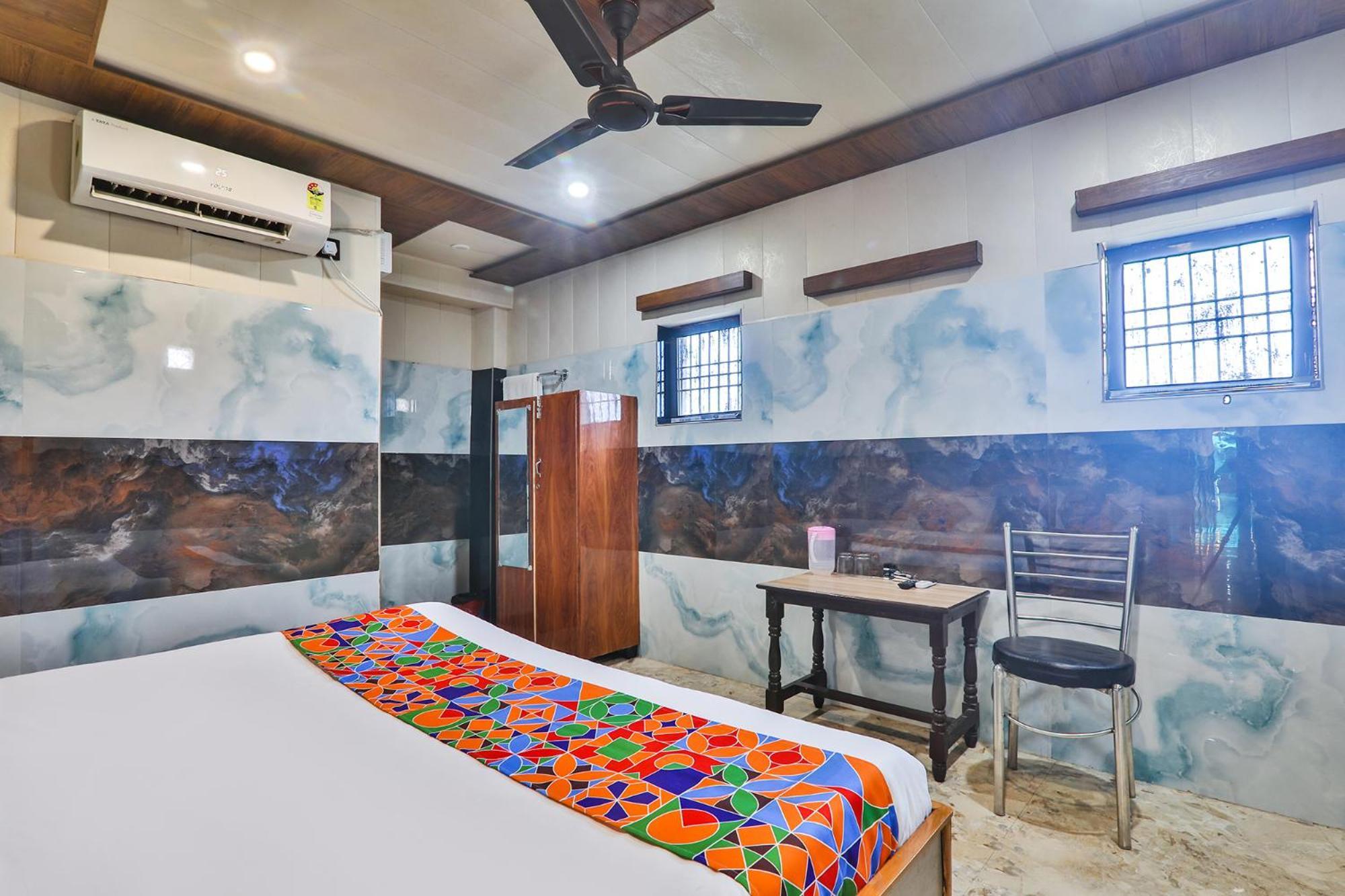 Fabhotel Raghunandan Hotel 4*