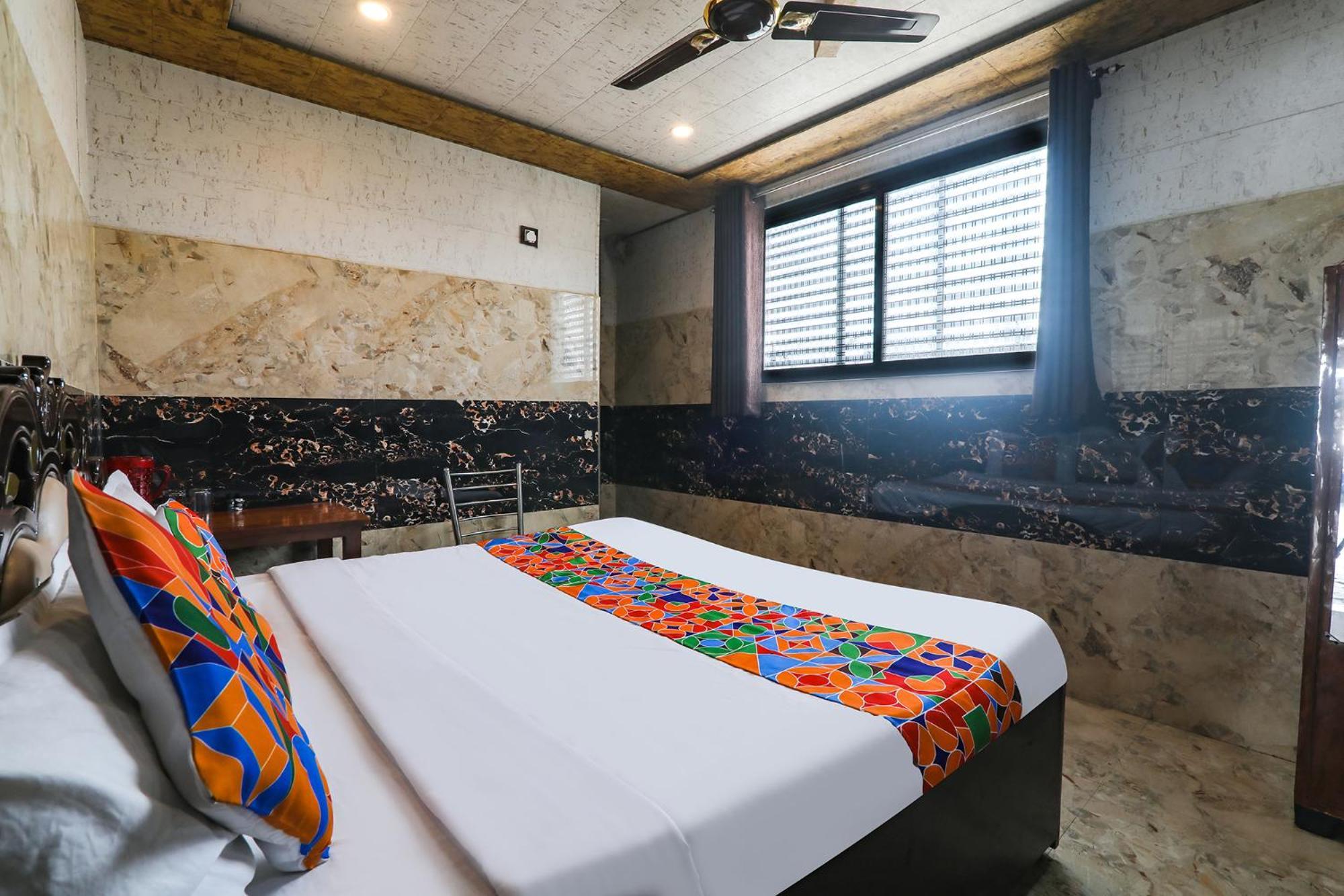 Fabhotel Raghunandan 4*
