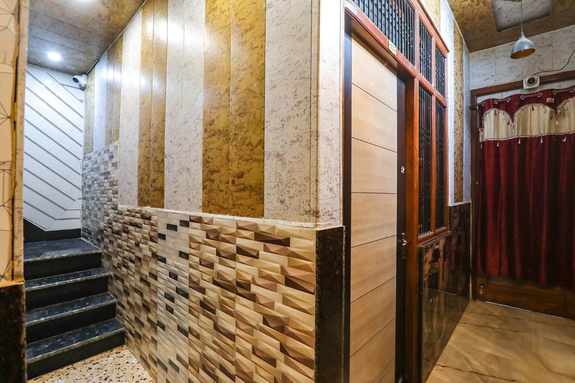 Fabhotel Raghunandan Ayodhya