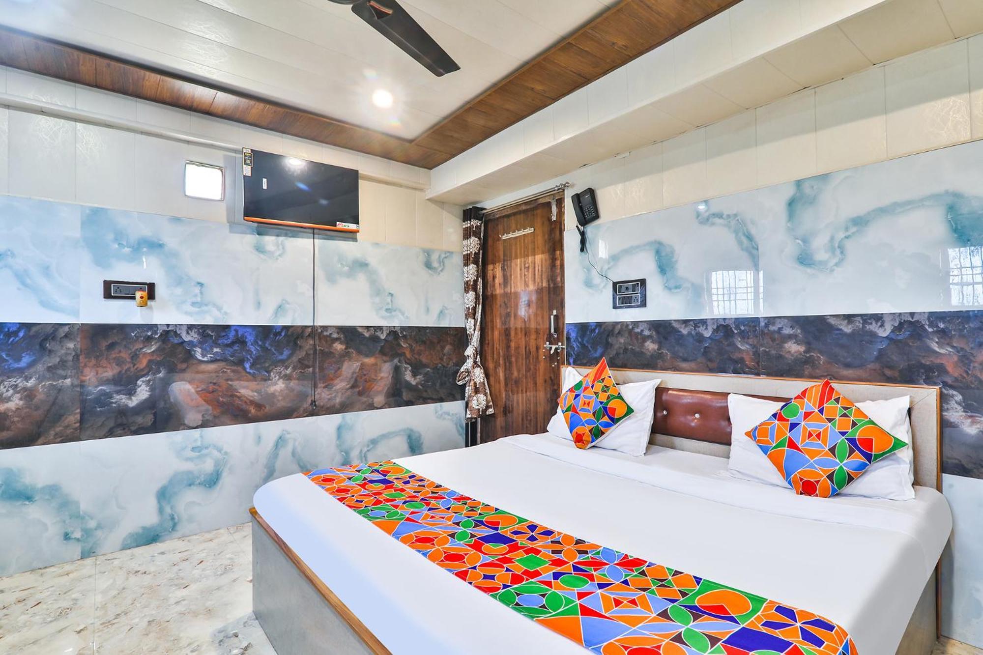 Fabhotel Raghunandan Hotel 4*