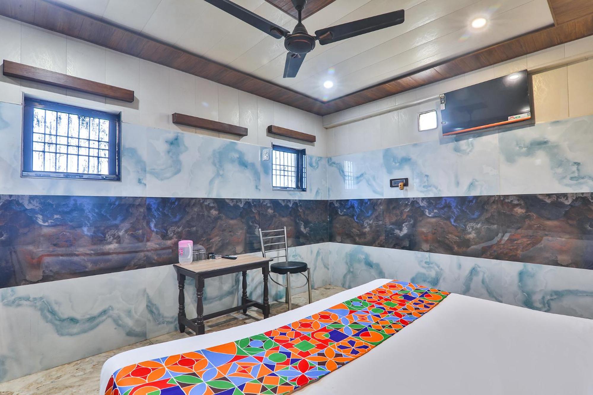 Fabhotel Raghunandan Ayodhya