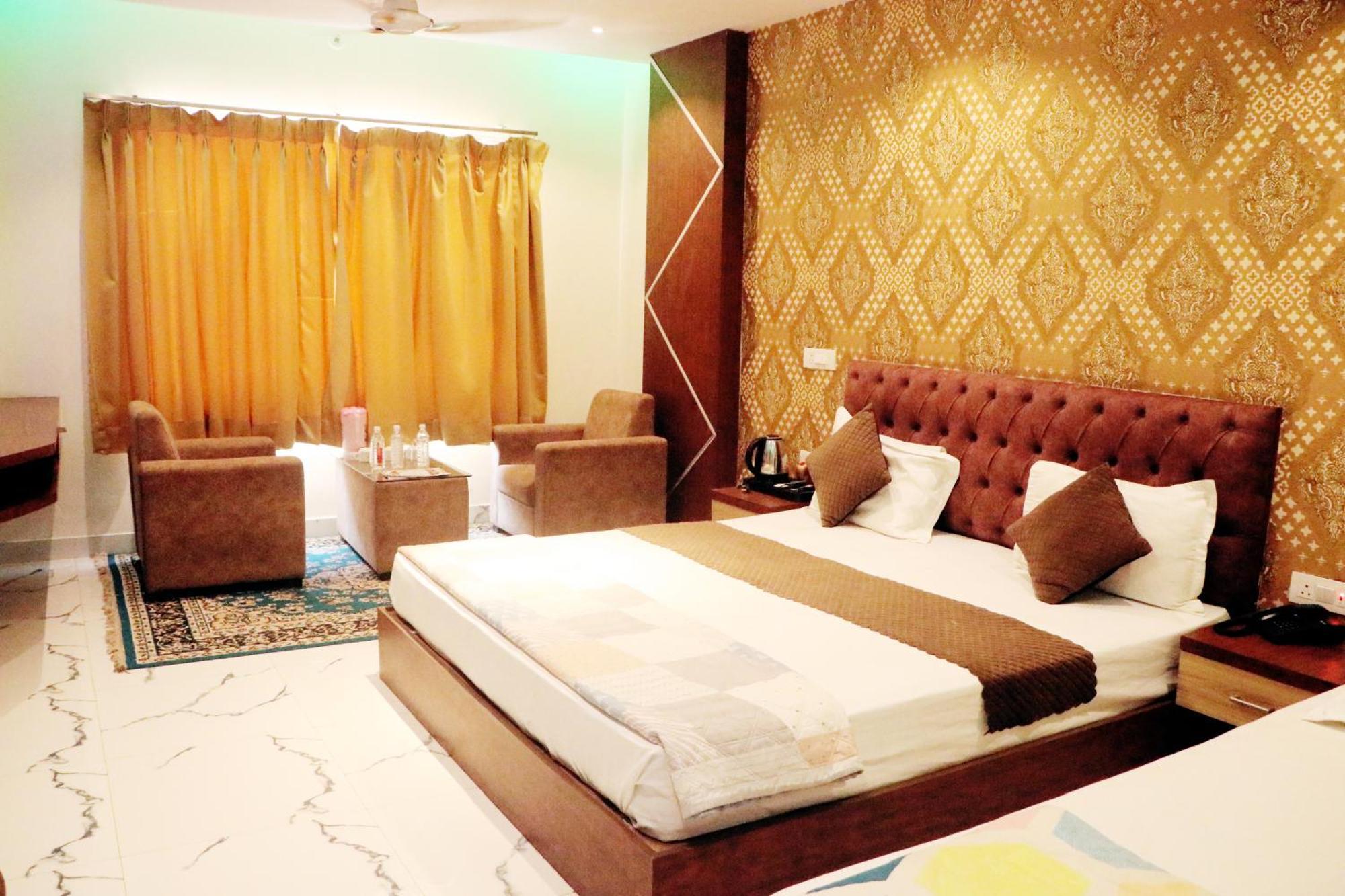 Hotel Rbs & Restaurant 5 Mint Walking Distance From Ram Janam Bhumi Ayodhya