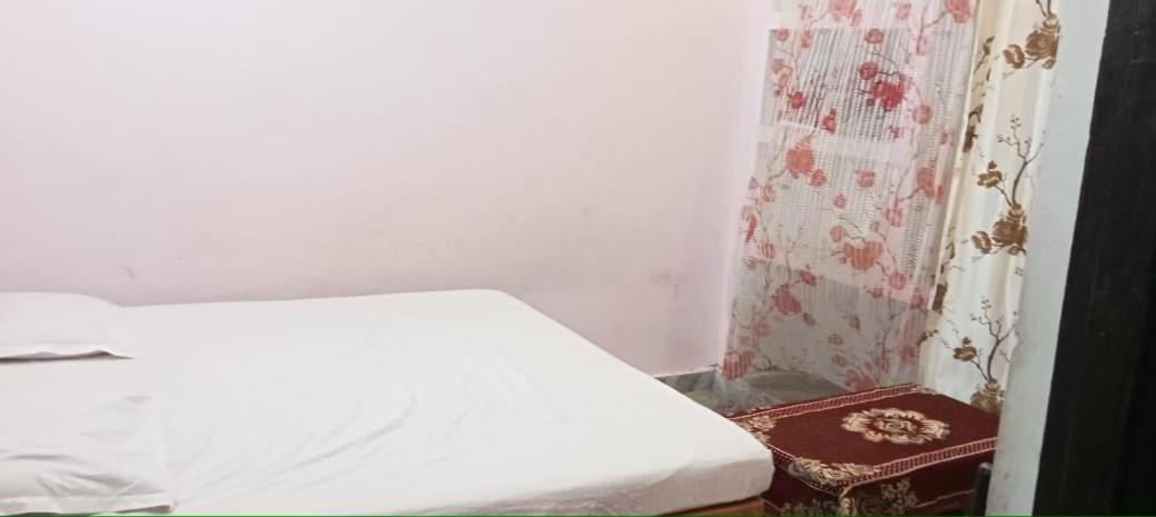 Vaibhav Sadan Dharmsala Guest house Ayodhya