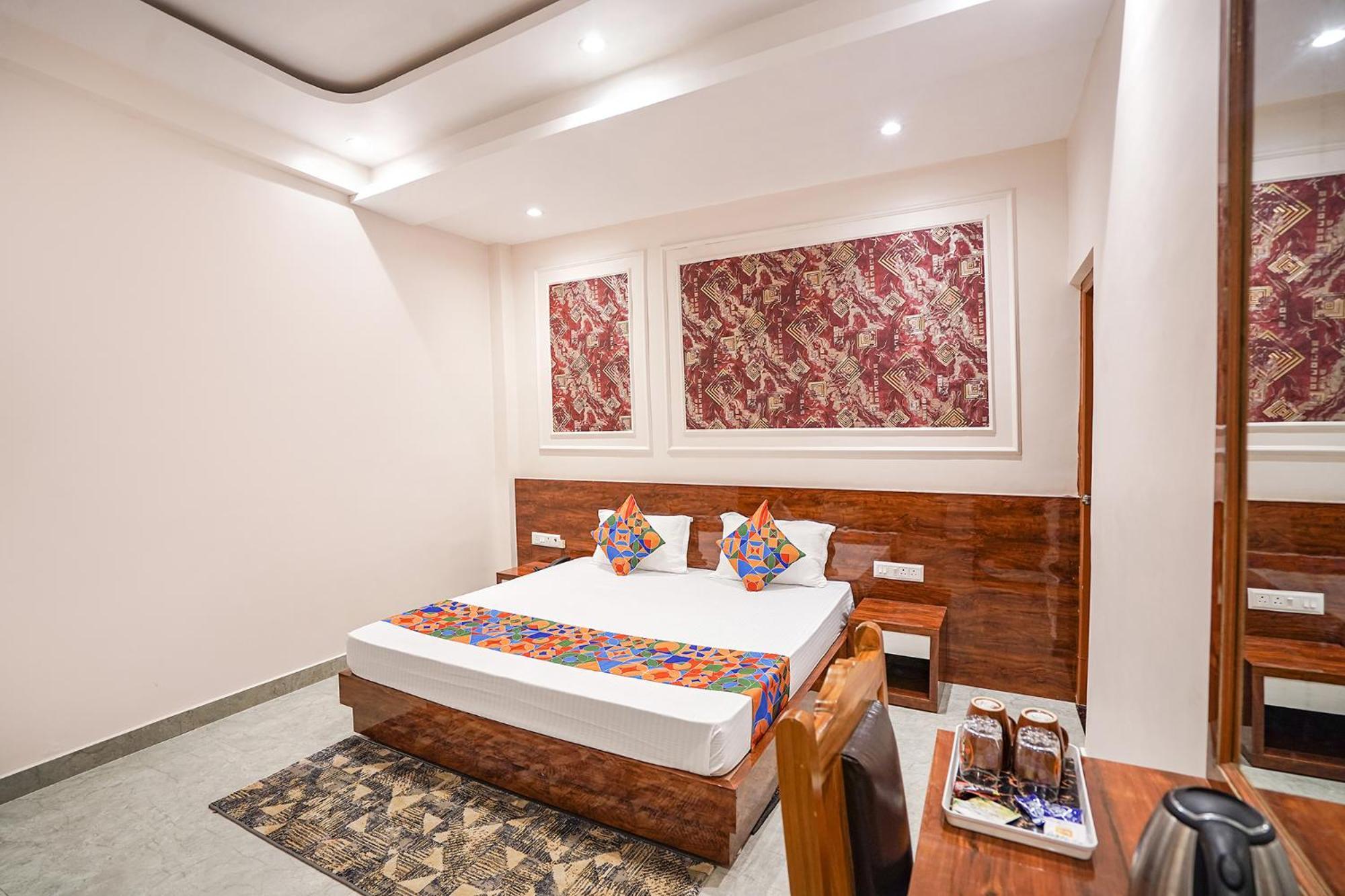Hotel Fabhotel Ram Anandam 3*