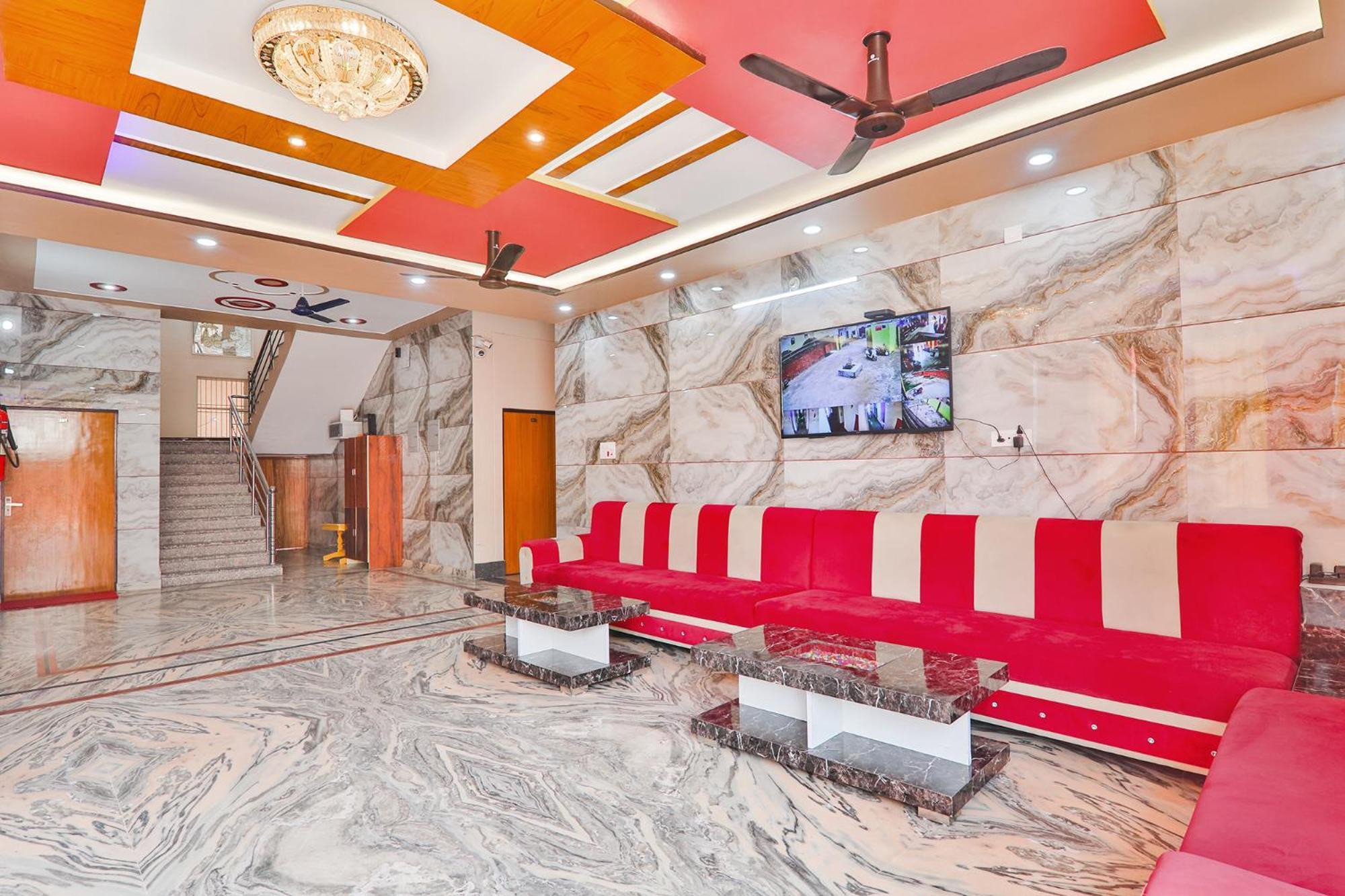 Fabhotel Shree Venkatesh Nileyam