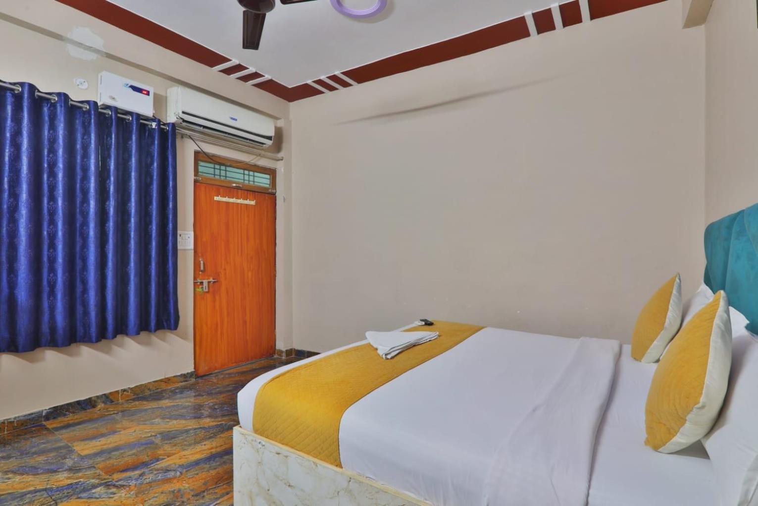 Hotel Rama International Ac Free Wifi Free Pick Up From Railway Station Ayodhya