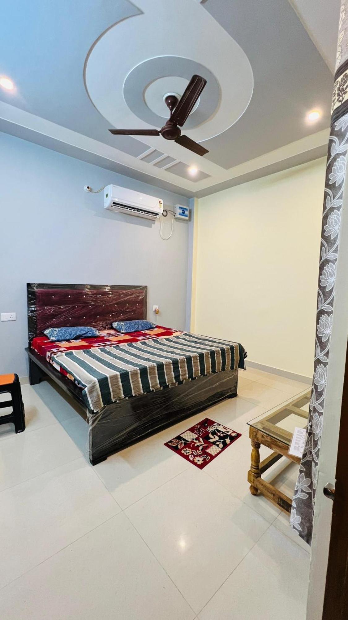 A D Homestay *