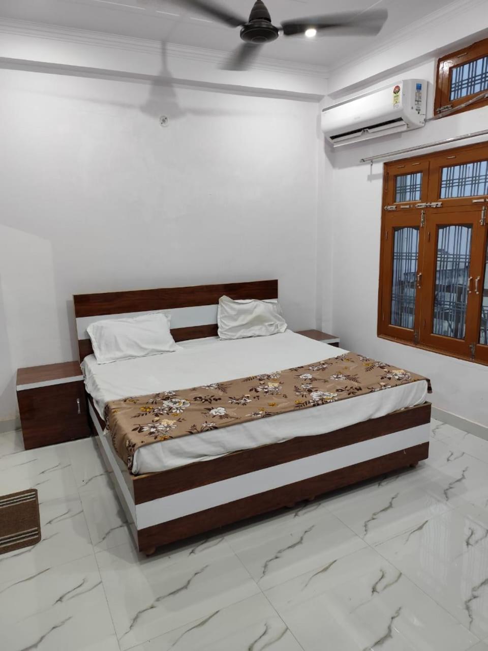 Guest house Sasta In *