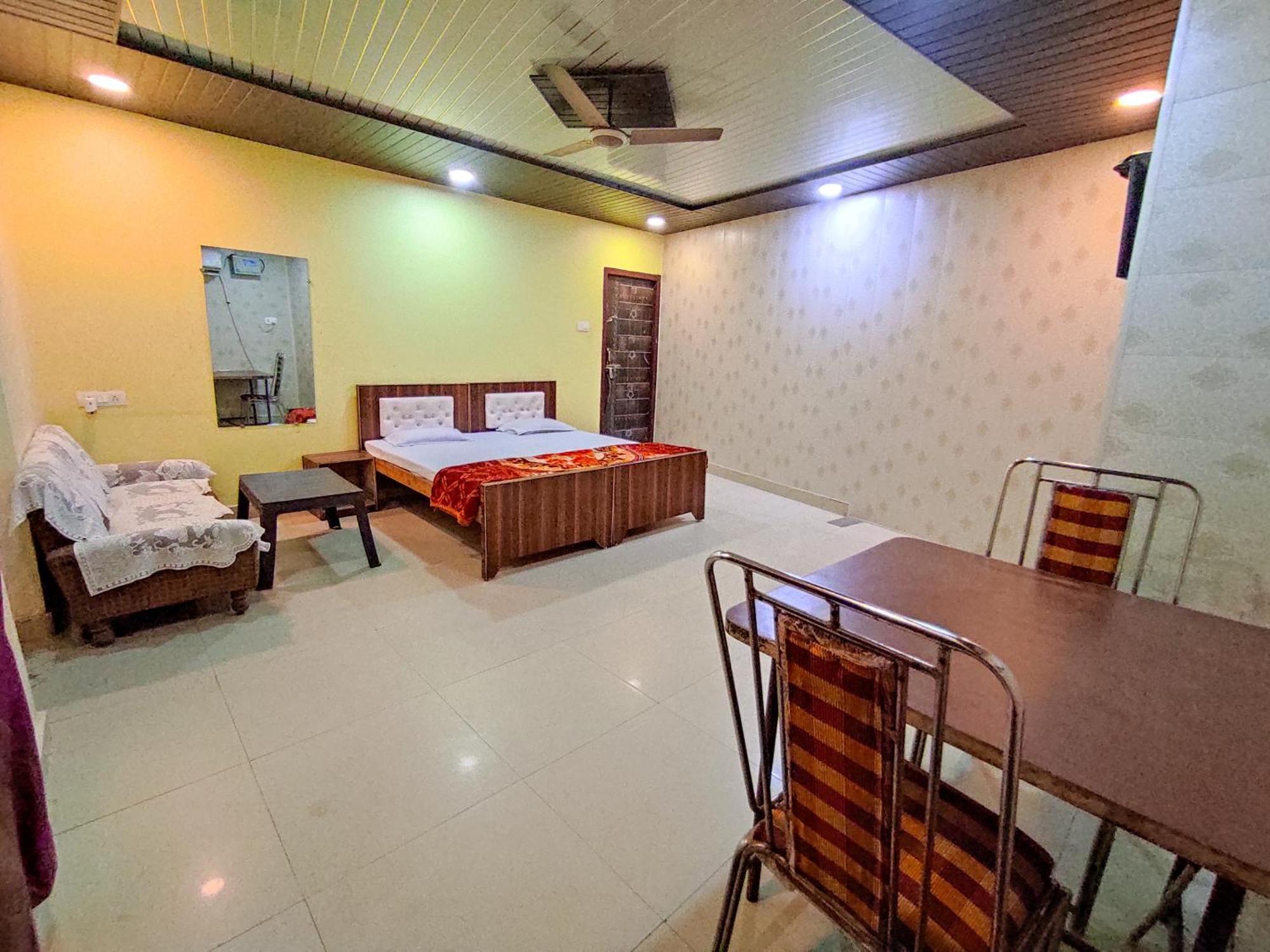Ld Guest House, Hotel