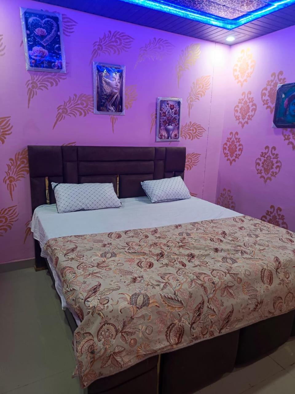 Homestay Radhey Shyam Or Shiva Ayodhya