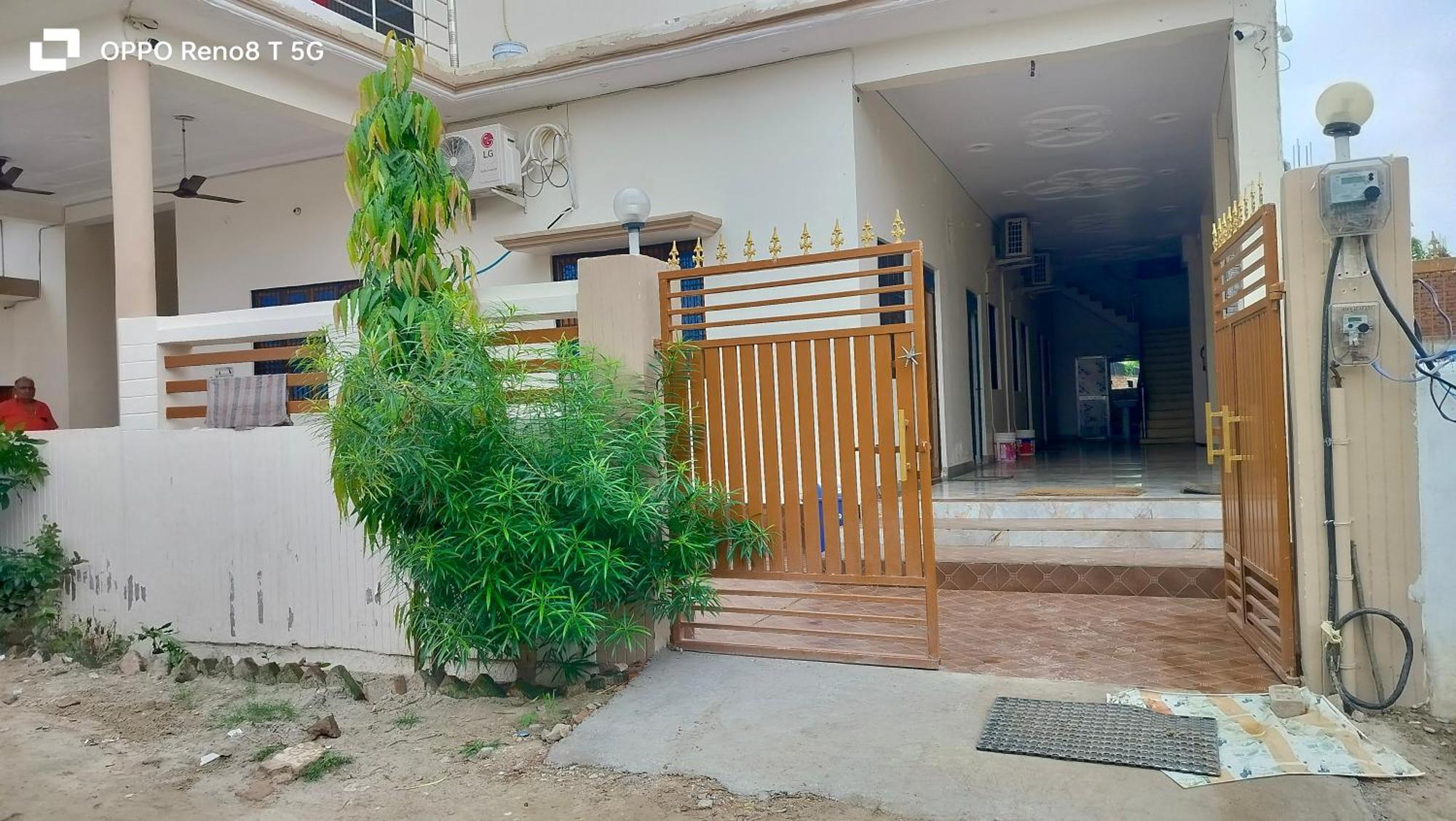 Guest house Kasturi Palace