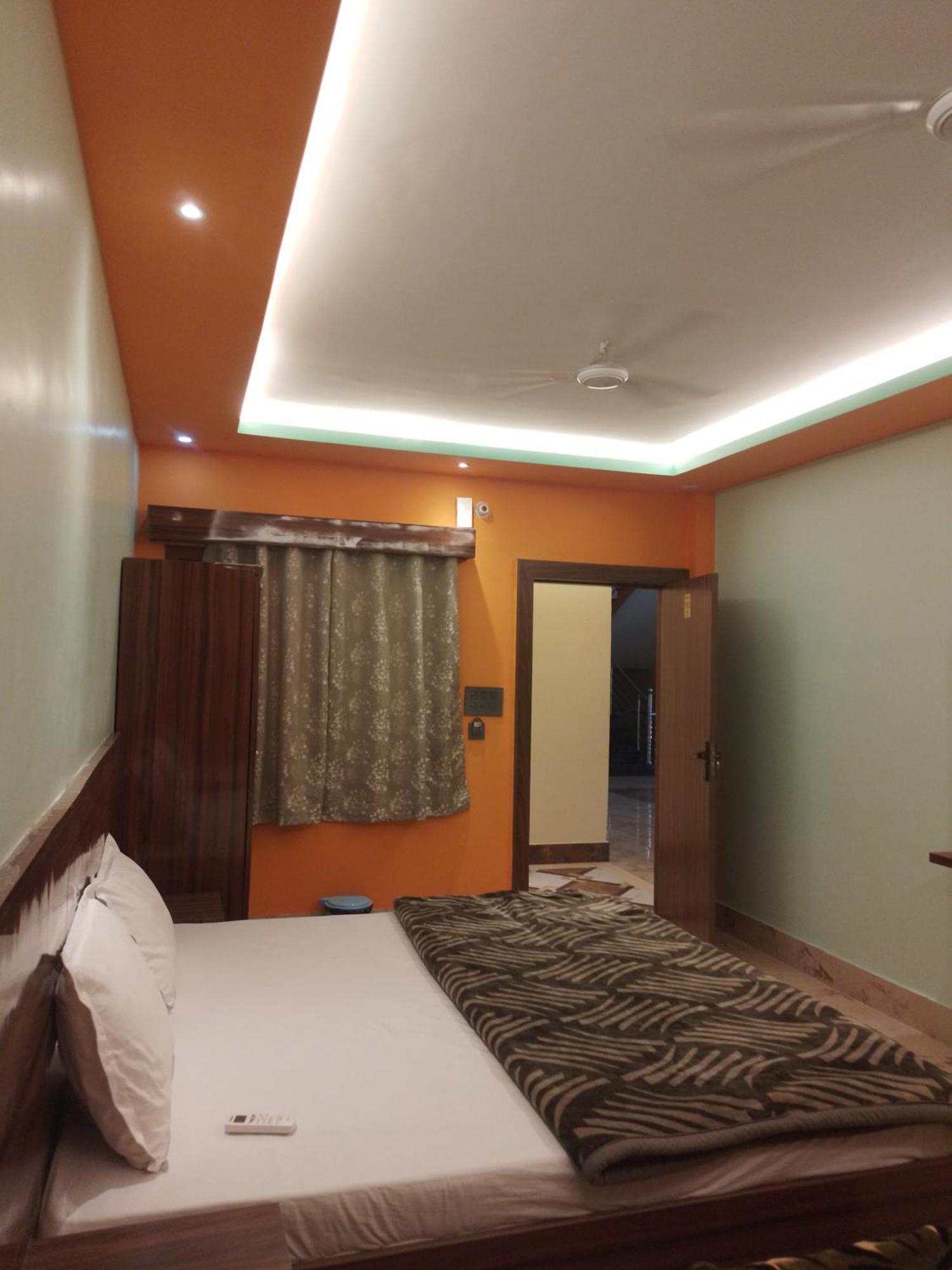 Siyaram Kunj *