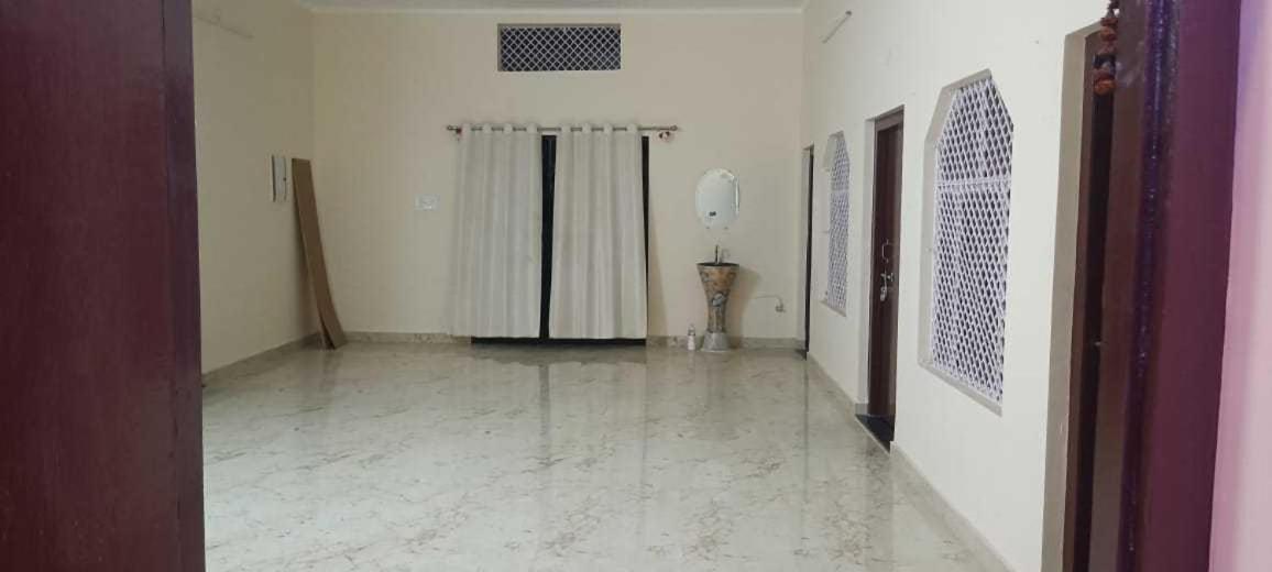 O Shree Radhe Radhe Garden & Marriage Lawn