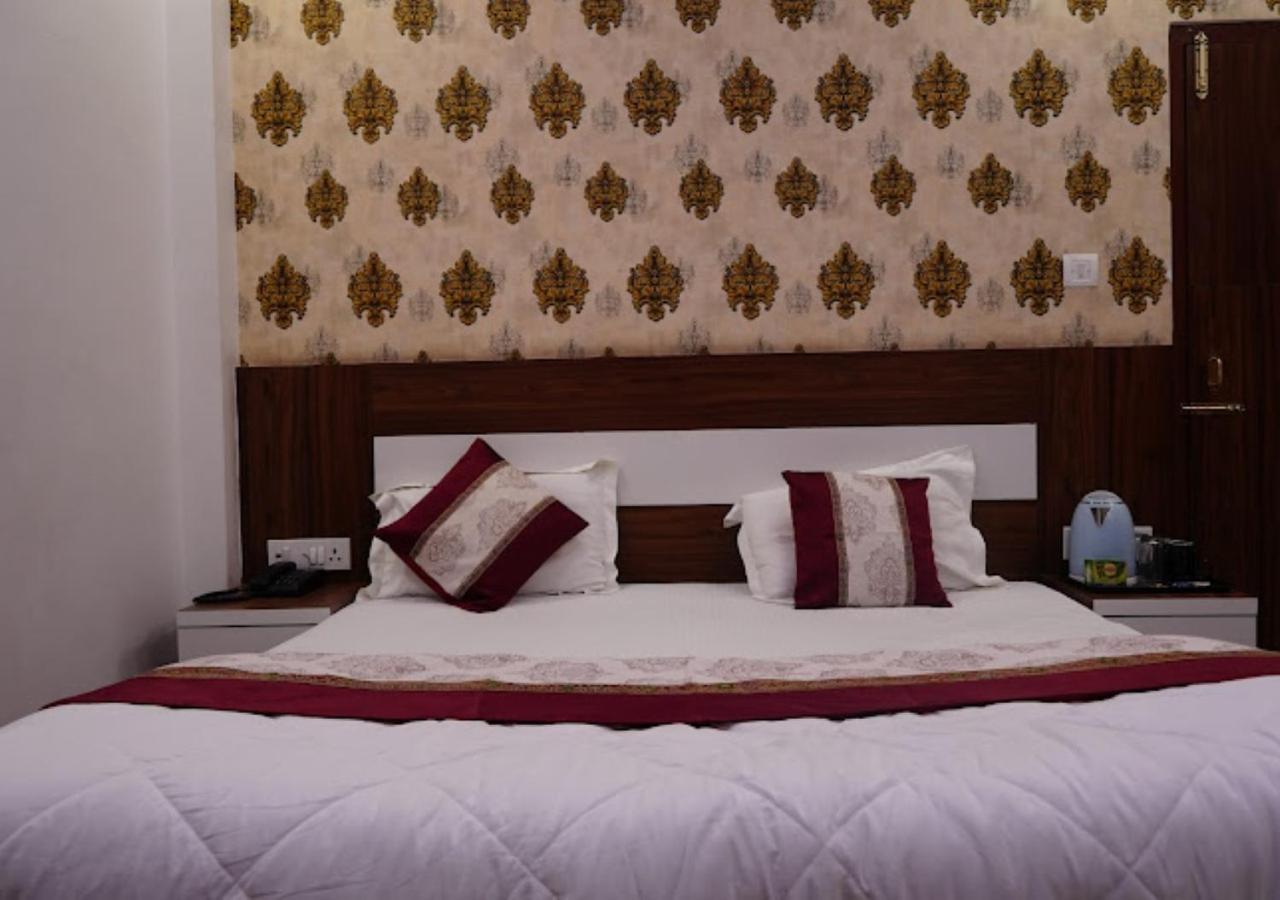 Hotel Ayodhya Ayodhya