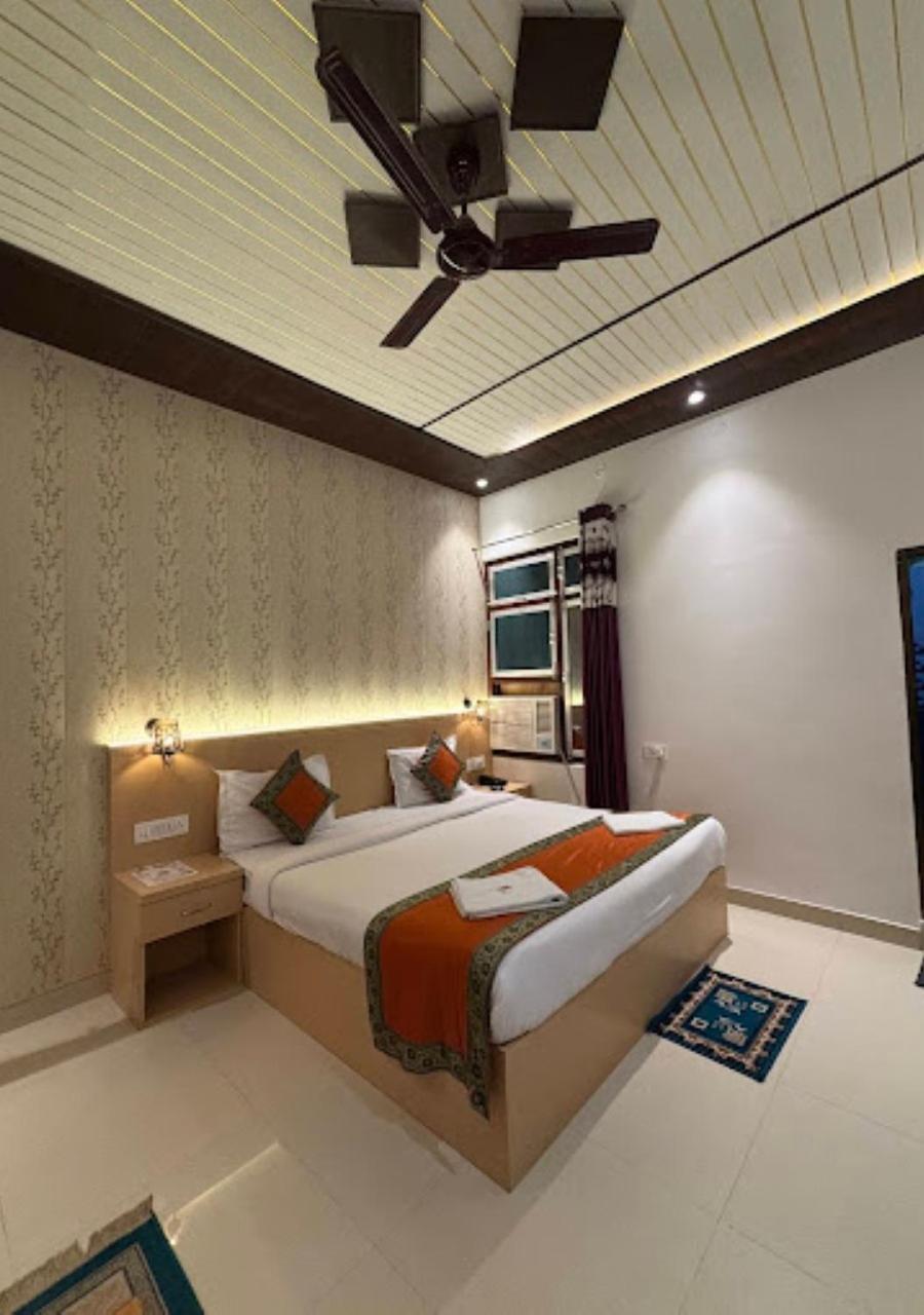 Hotel Ayodhya Ayodhya