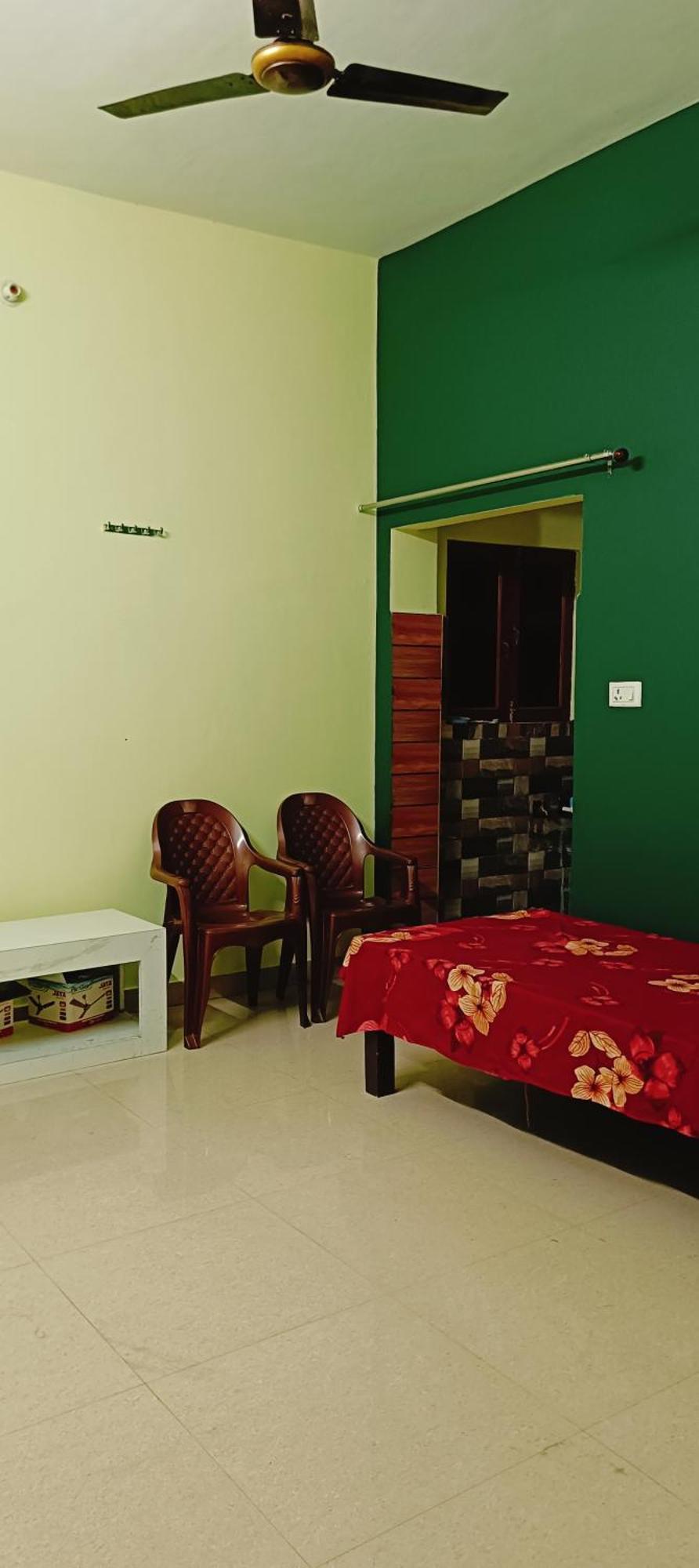 Shankaran - Ground Floor Flat Ayodhya