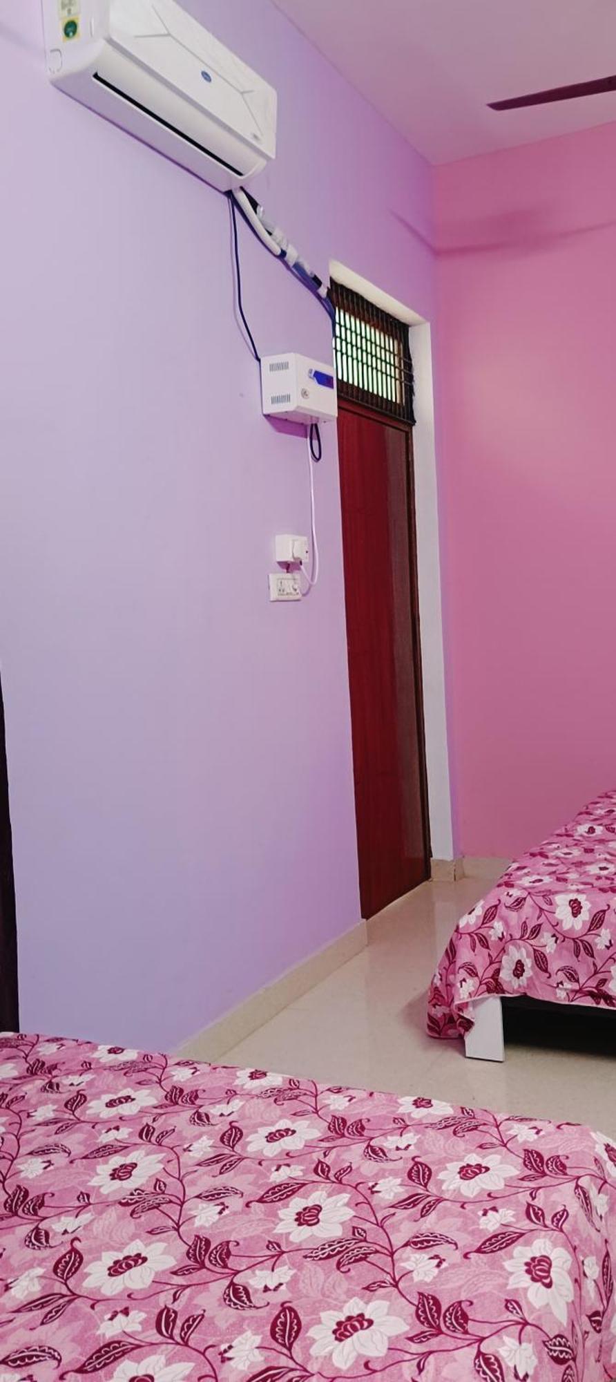 Shankaran - Ground Floor Flat * Ayodhya