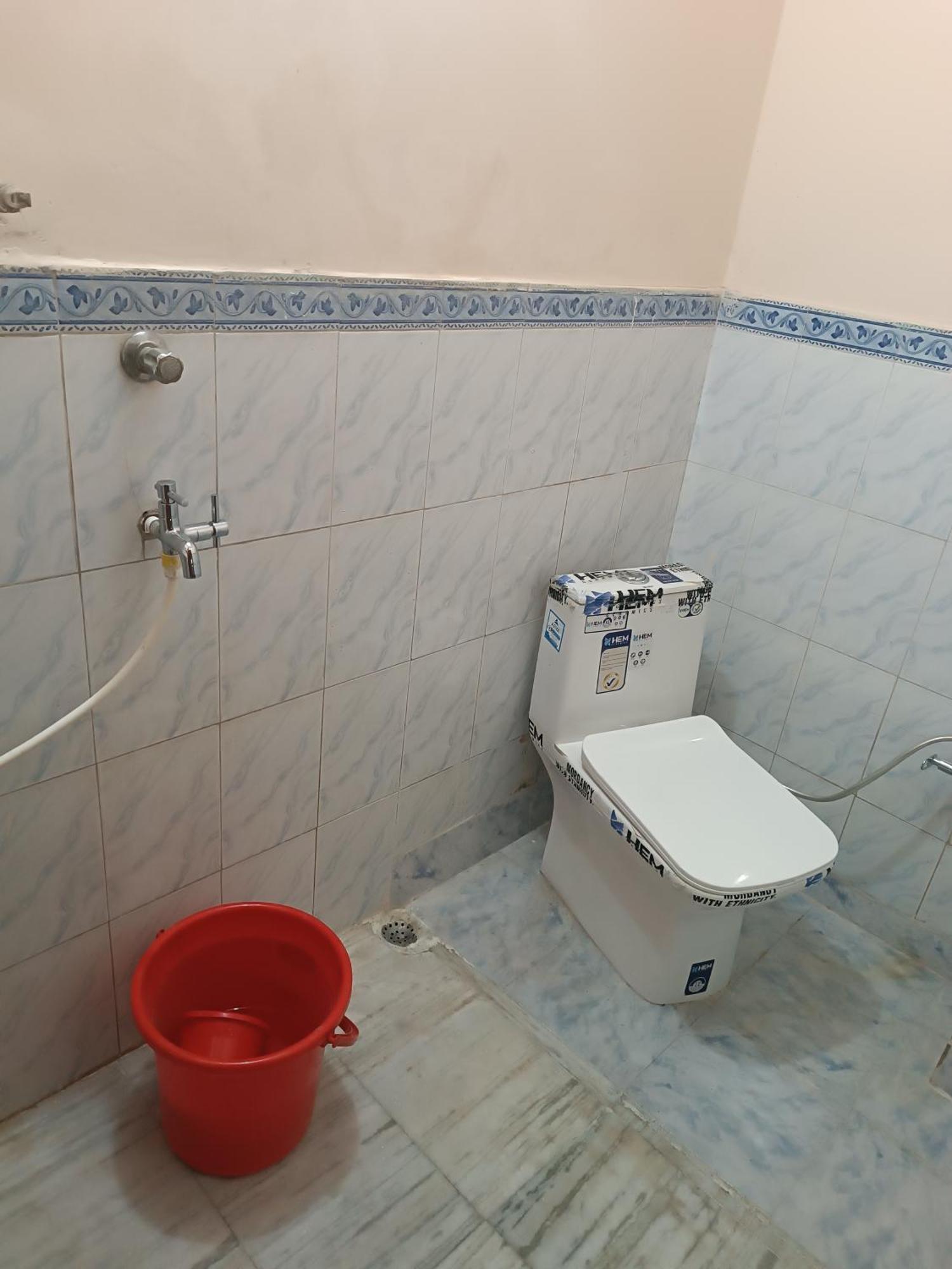 Raghuvardham Delux 3 Double Beds Apartment *
