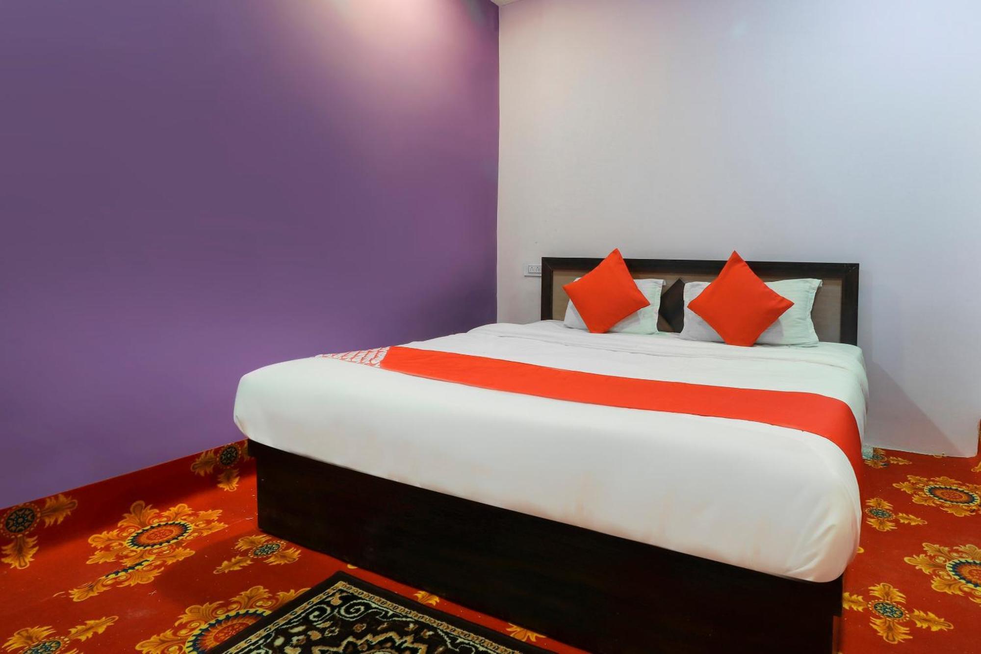 Hotel O Ram 3*