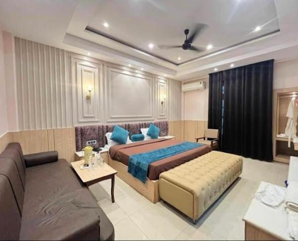 Hotel Shane Avadh , 4*