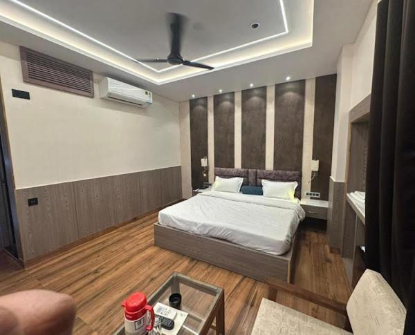 Hotel Shane Avadh , 4*