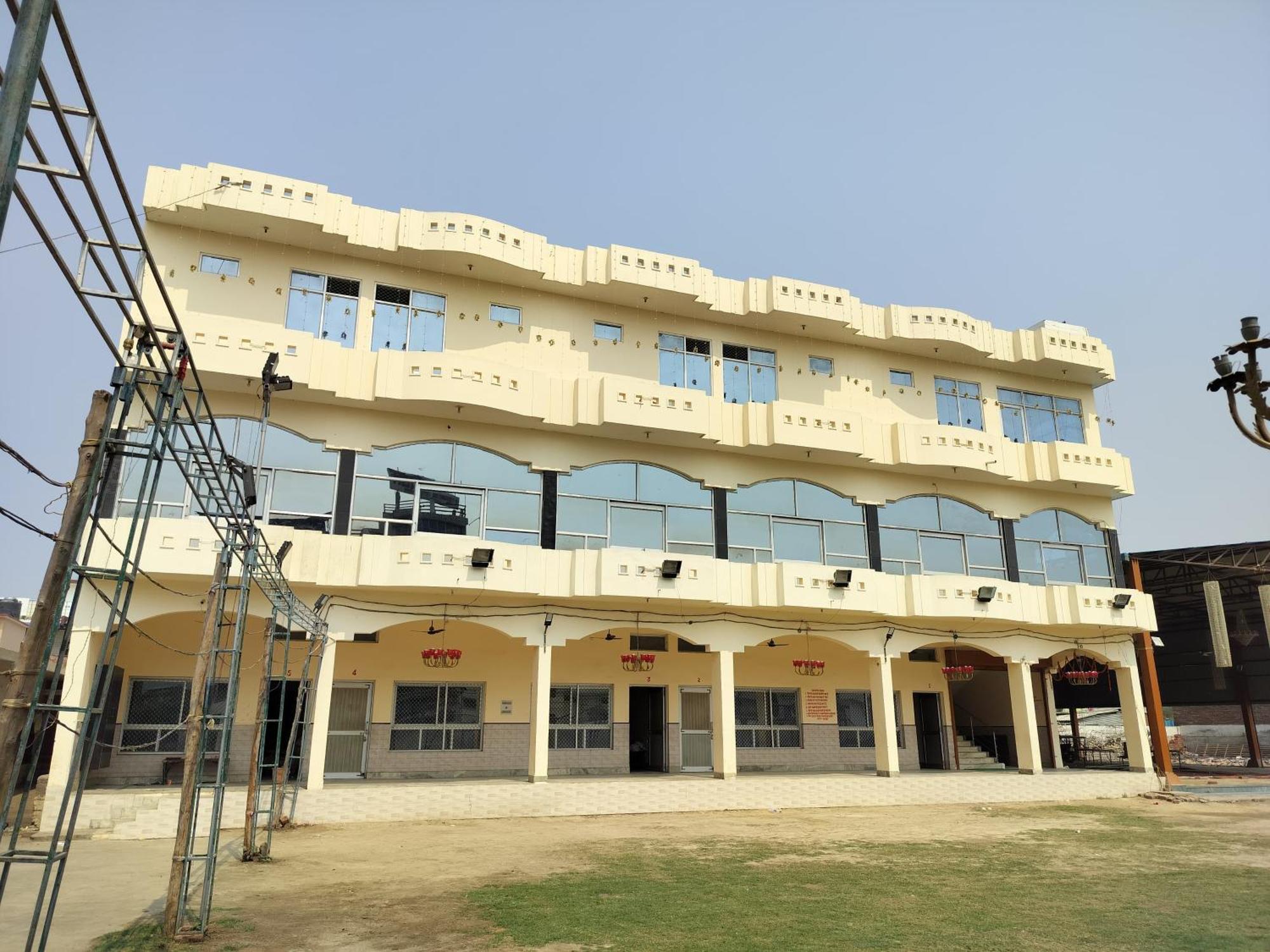 Kesarwani Sewa Sadan 5*