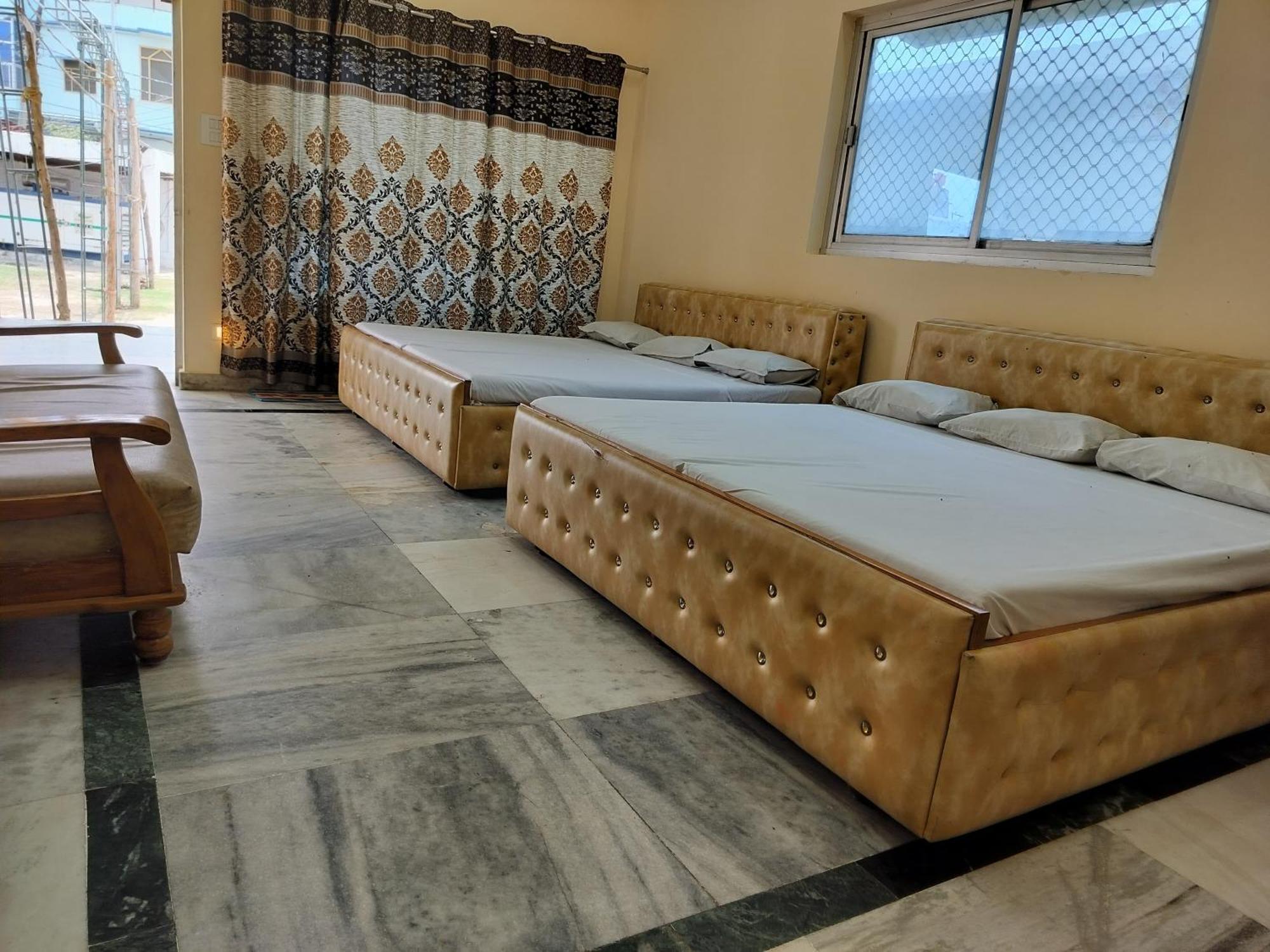 Kesarwani Sewa Sadan Hotel