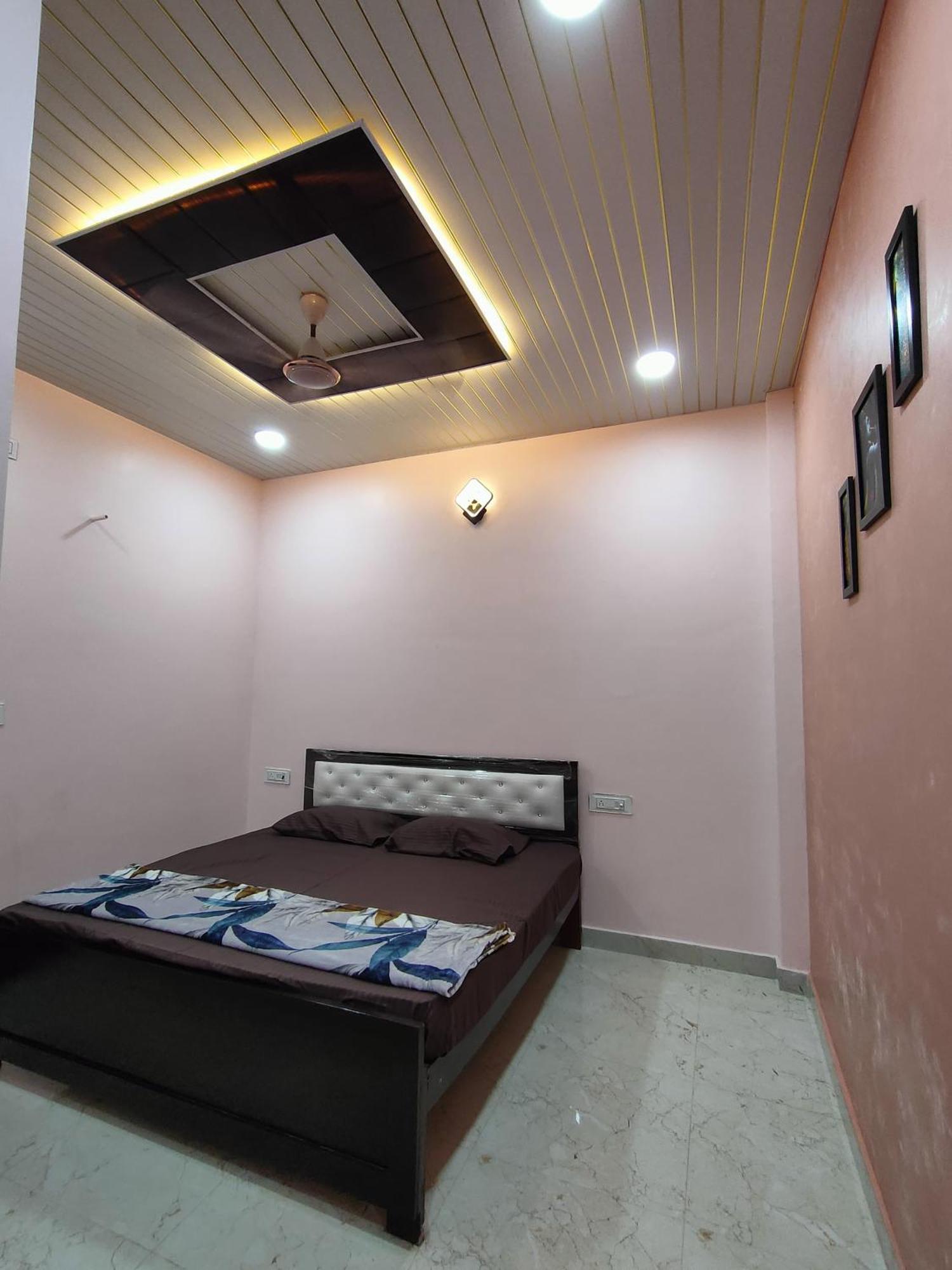 Shri Mahaveer Residency Homestay Ayodhya