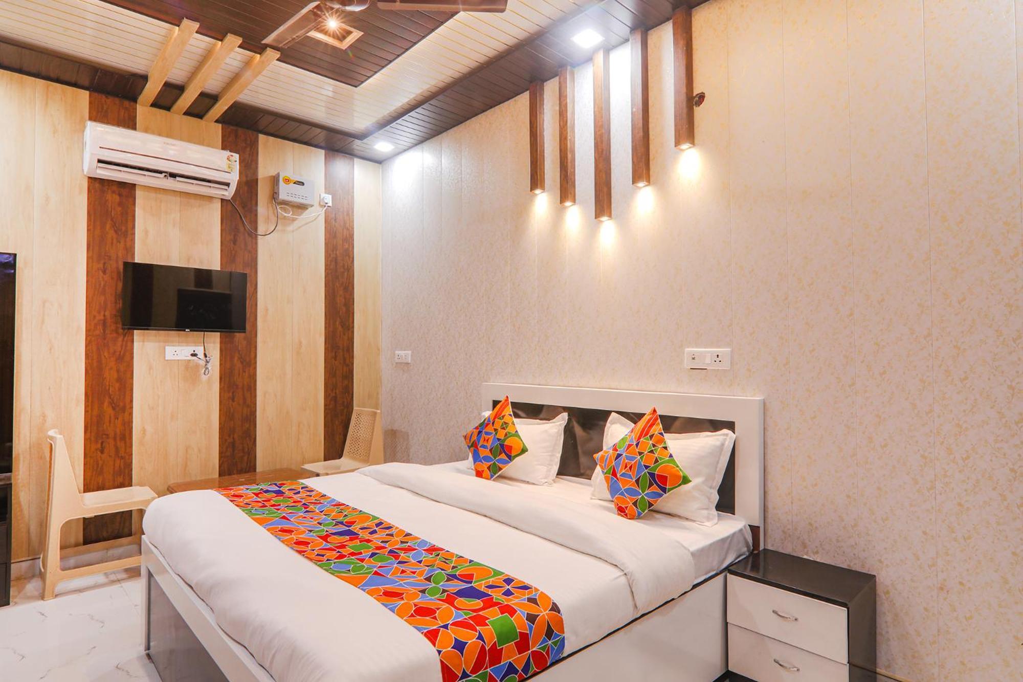 Fabhotel Uma Yugul Homestay Ayodhya