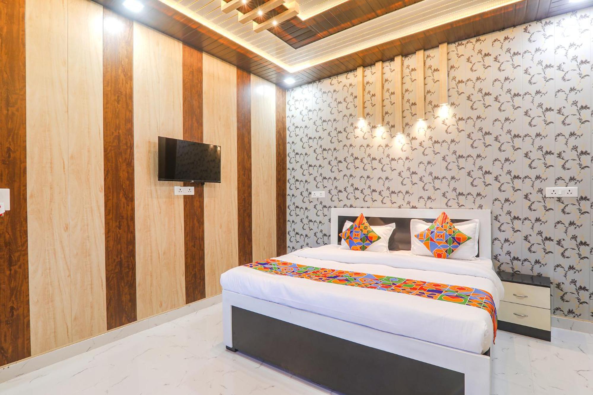 Fabhotel Uma Yugul Homestay Ayodhya