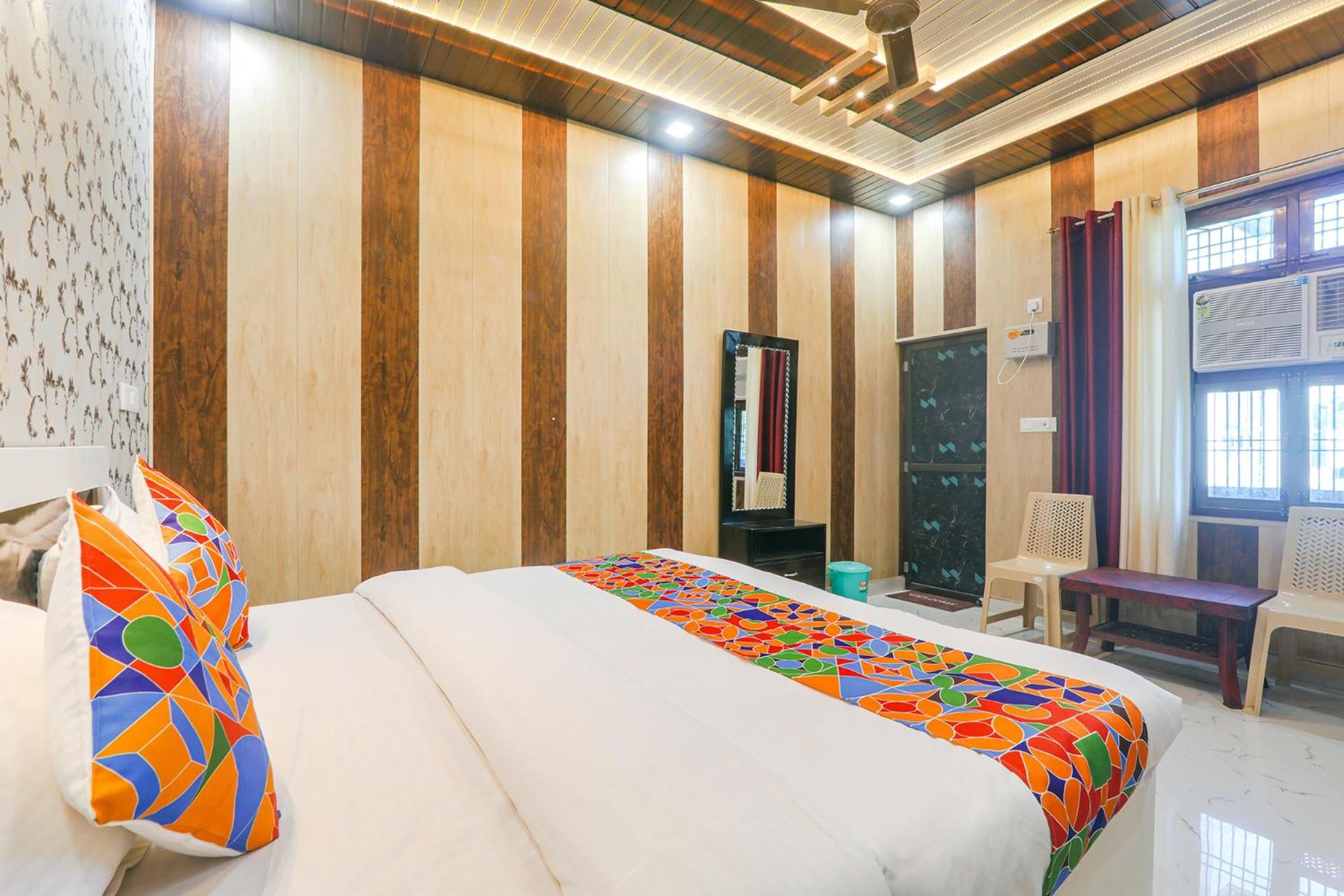Fabhotel Uma Yugul Homestay *