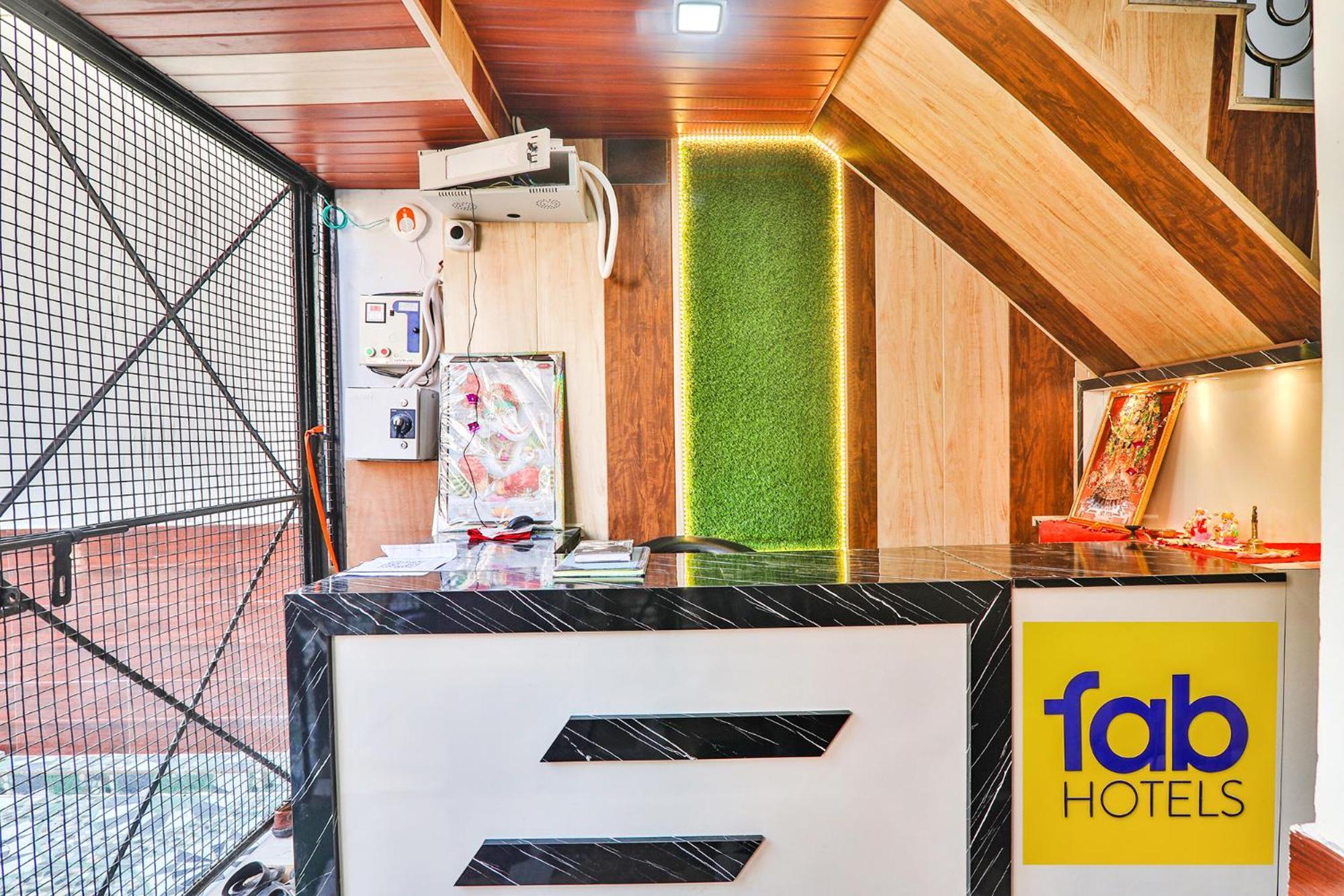 Fabhotel Uma Yugul *