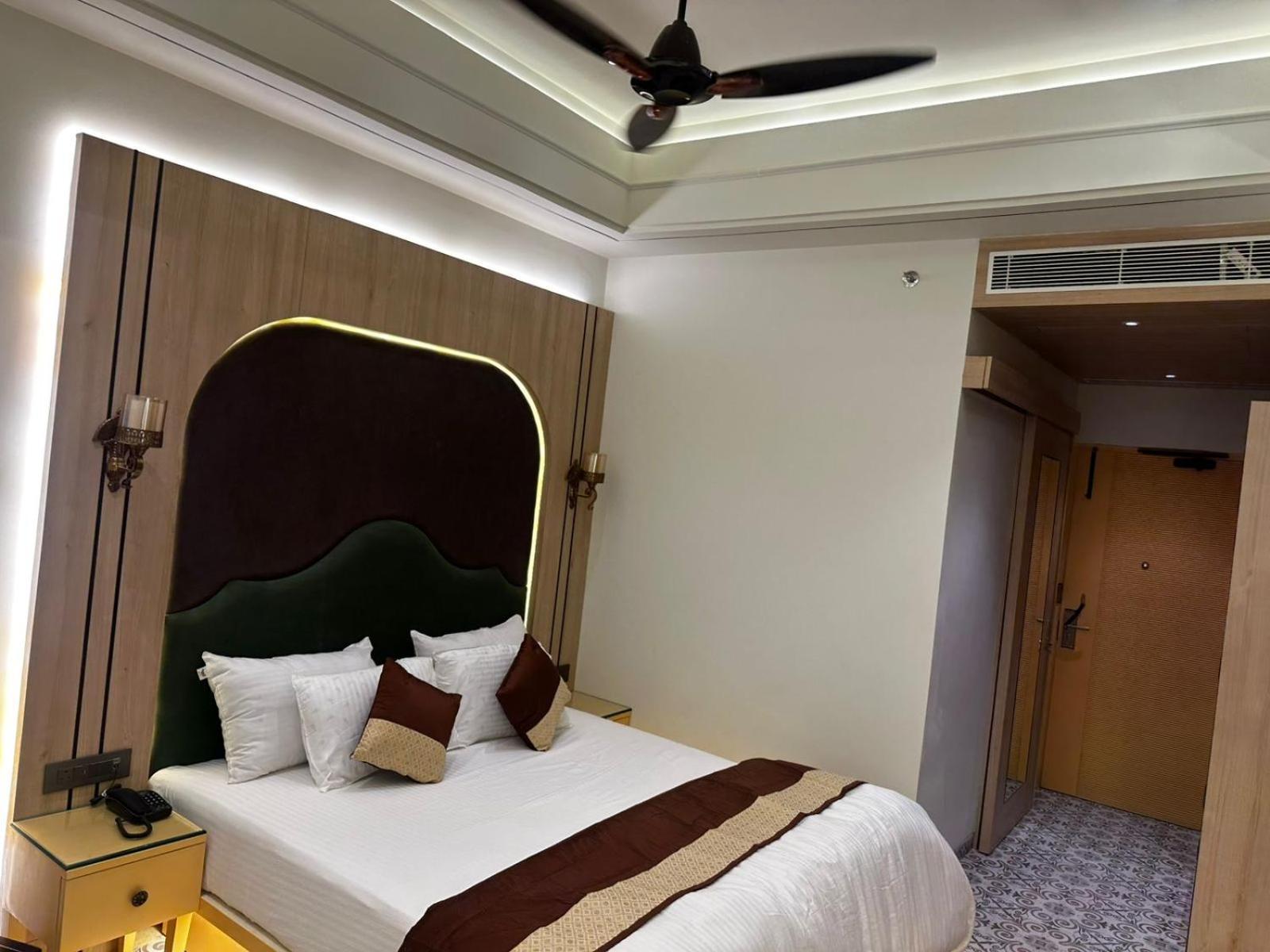 The Raghavas' Hotel