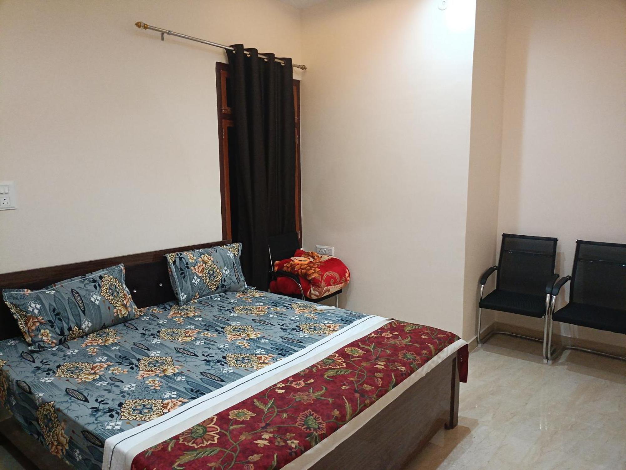 Homestay Fauji
