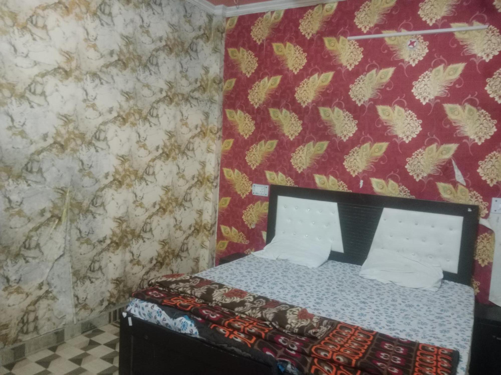 Shri Ramlala Dharmshala Guest house Ayodhya