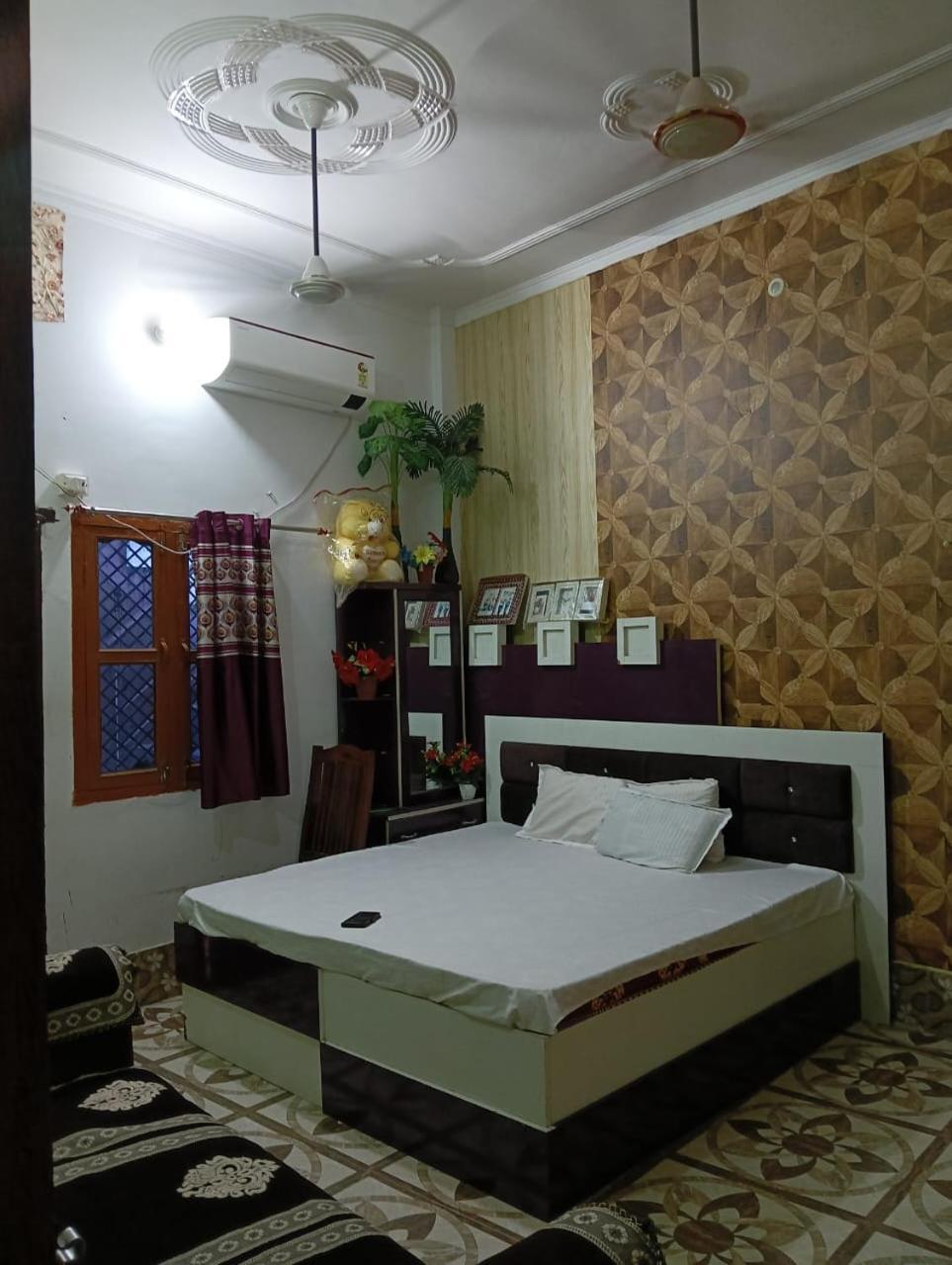 Parmeshwari Palace *