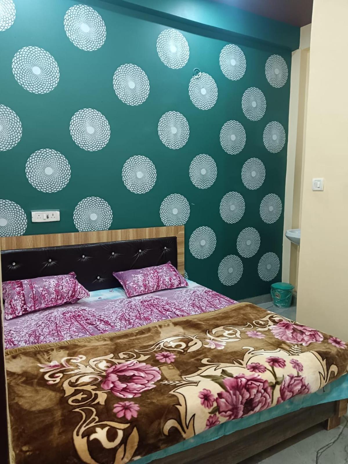 Homestay Shri Sarju *