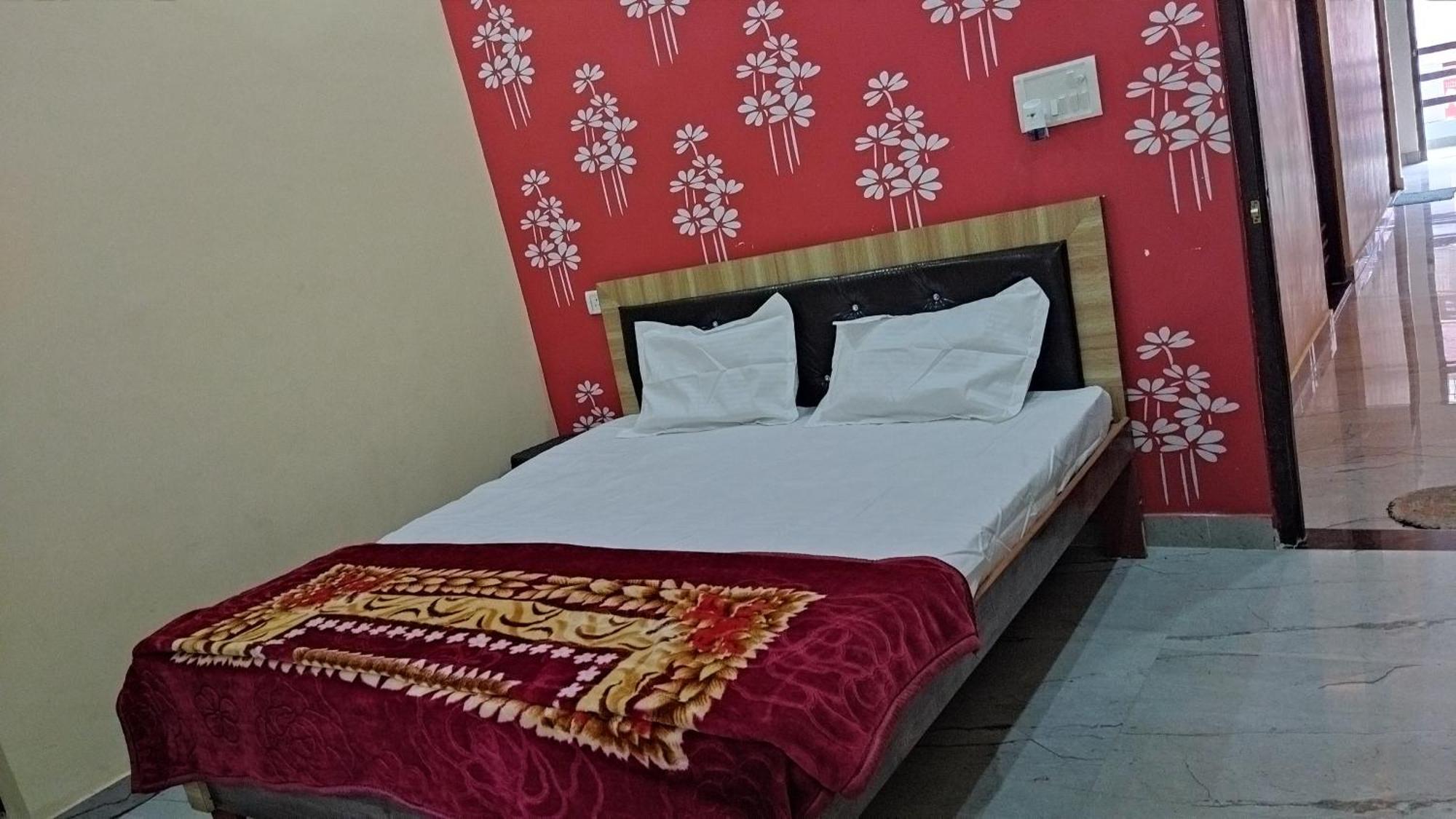 Homestay Shri Sarju *