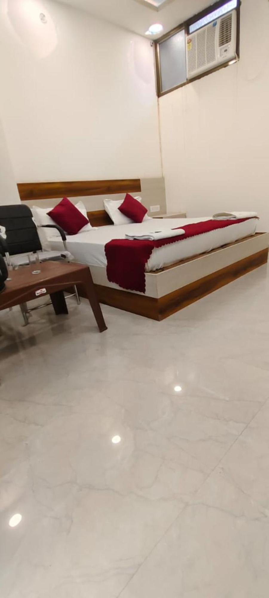 Hotel Ram Krishna Palace - Near Shree Ram Temple And Hanuman Garhi - Luxury Boutique 4*
