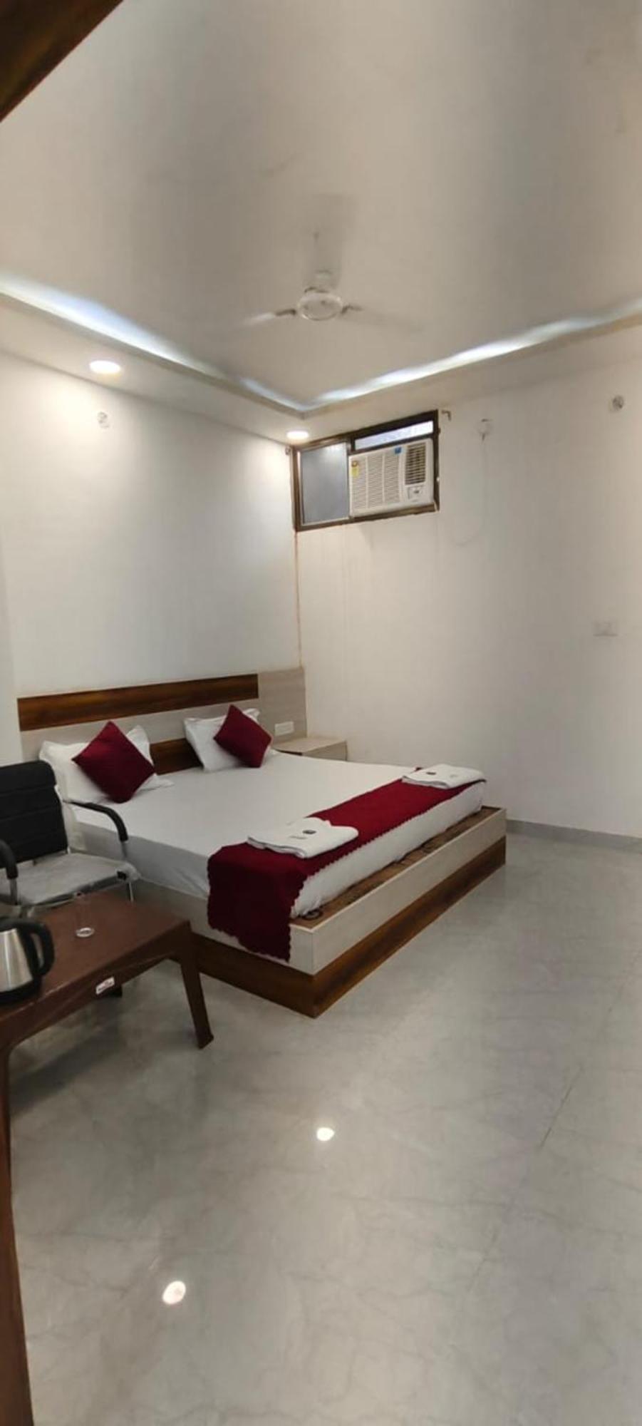 Ram Krishna Palace - Near Shree Ram Temple And Hanuman Garhi - Luxury Boutique 4* Ayodhya