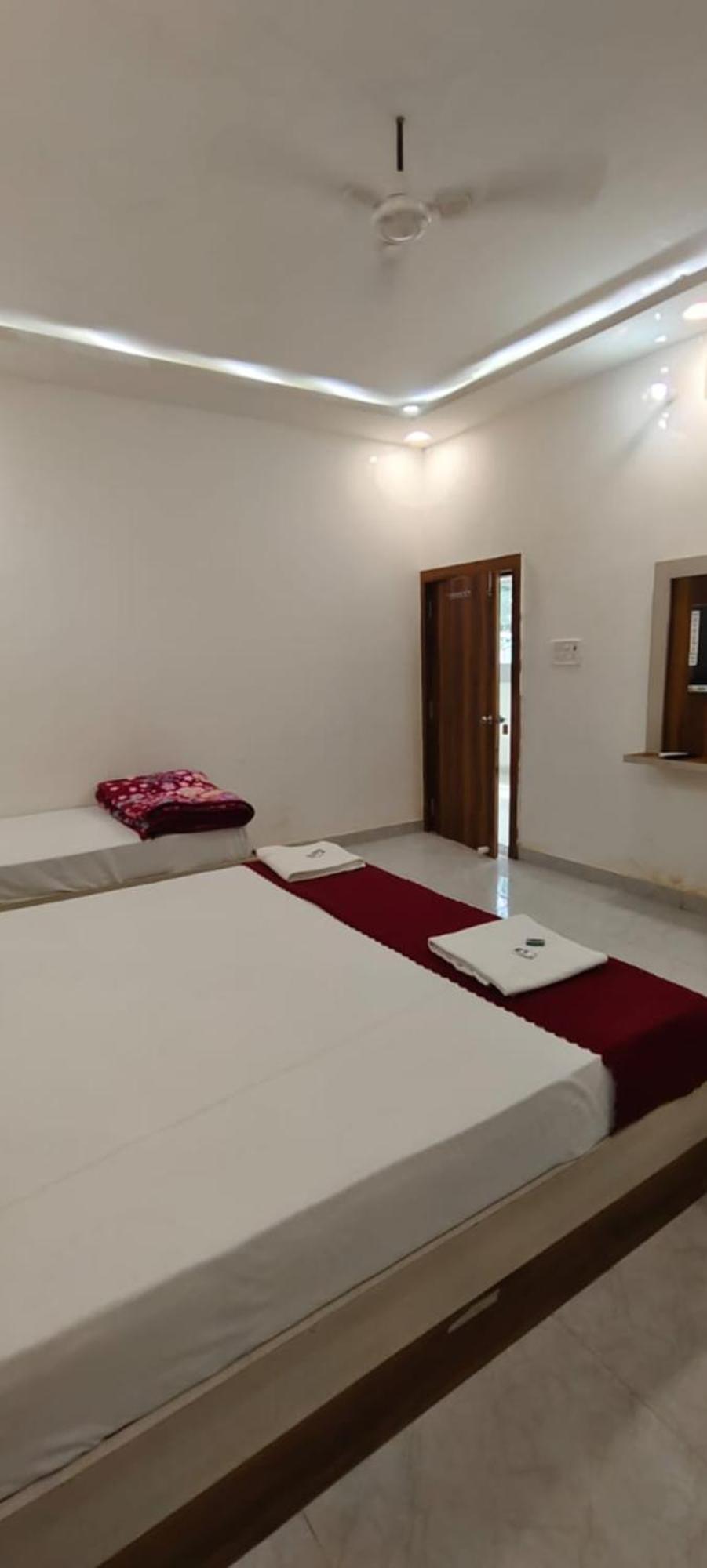 Ram Krishna Palace - Near Shree Ram Temple And Hanuman Garhi - Luxury Boutique Hotel 4*