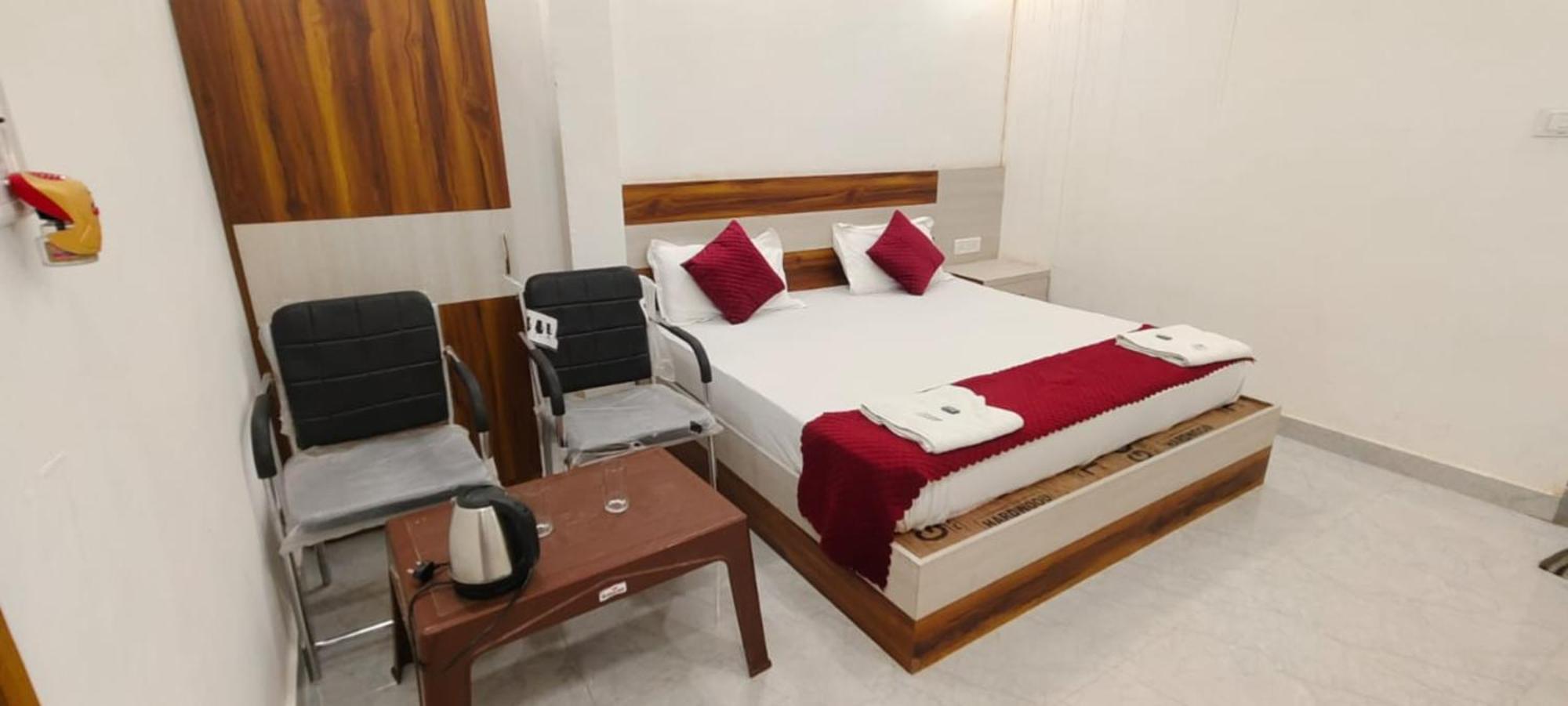 Ram Krishna Palace - Near Shree Ram Temple And Hanuman Garhi - Luxury Boutique Hotel Ayodhya